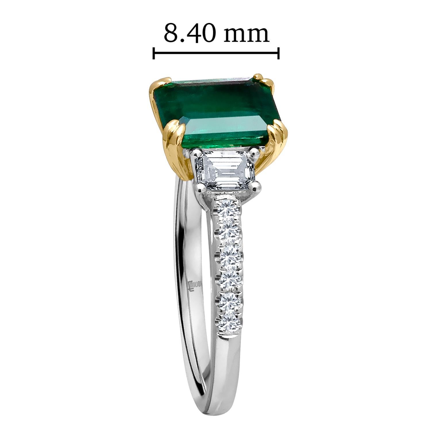 Emilio Jewelry Certified 2.42 Carat Genuine Emerald Diamond Platinum Ring In New Condition For Sale In New York, NY