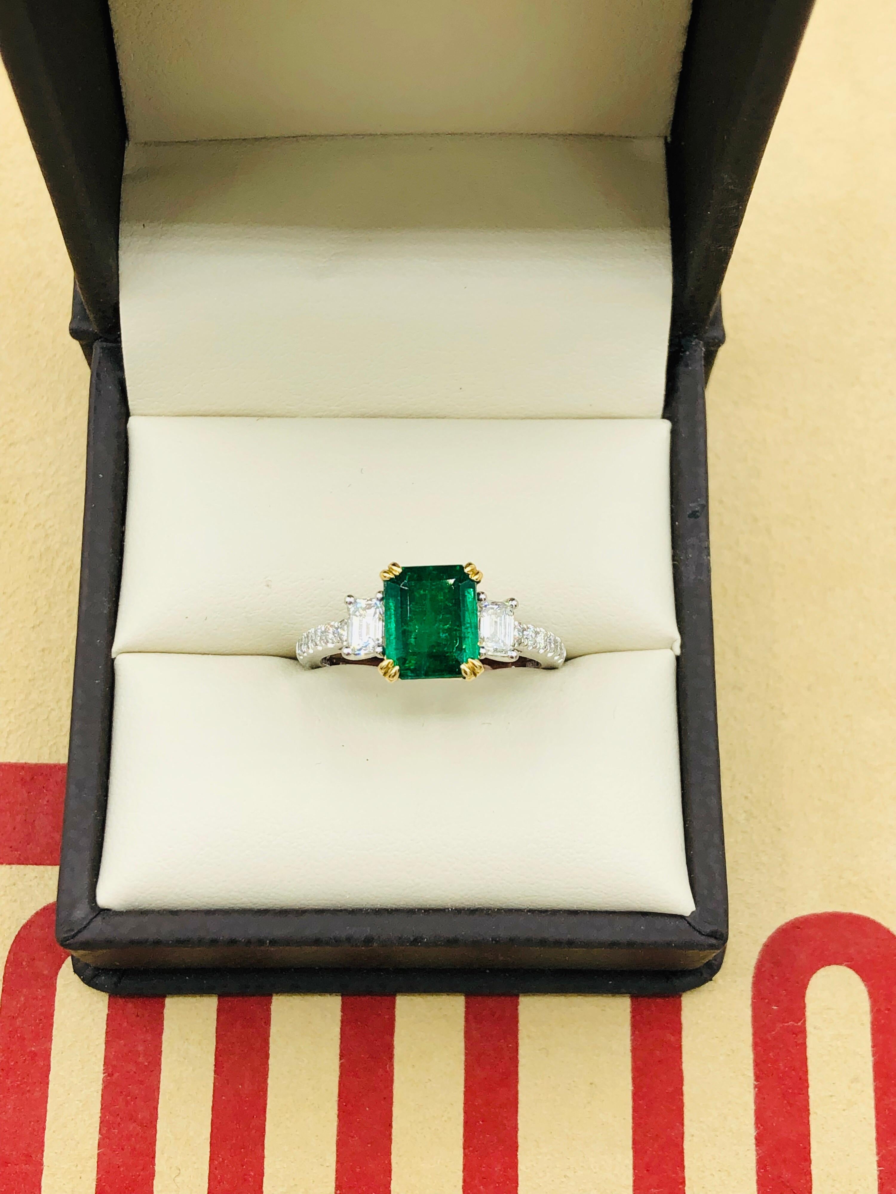 Emilio Jewelry Certified 2.42 Carat Genuine Emerald Diamond Platinum Ring For Sale 2