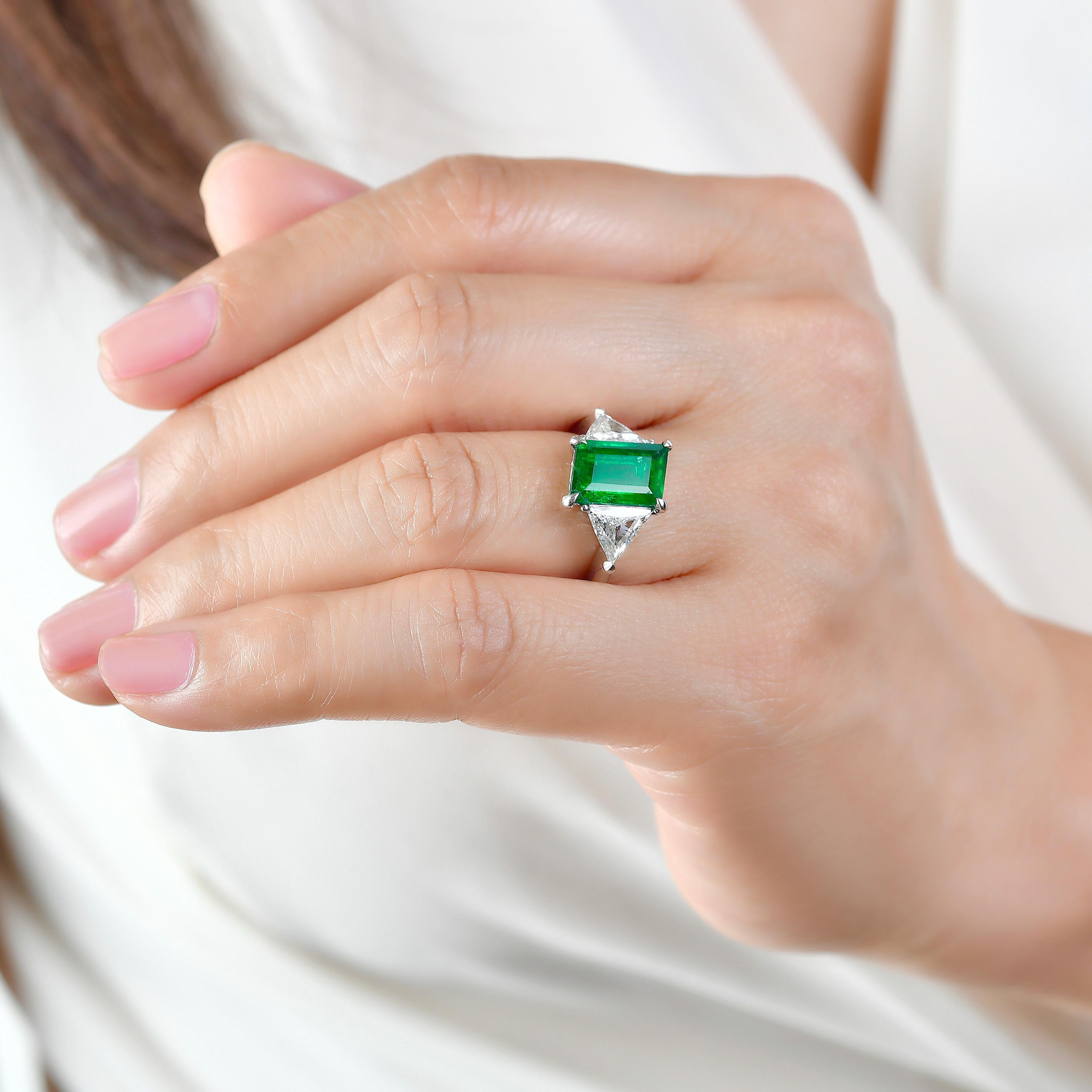 From the vault at Emilio Jewelry located on New York's iconic Fifth Avenue,
Appraisal upon request! 
If you are looking for a super gem, the best of the best Emerald, and a very hard cut to find which is Hexagon look no further! Featuring a truly