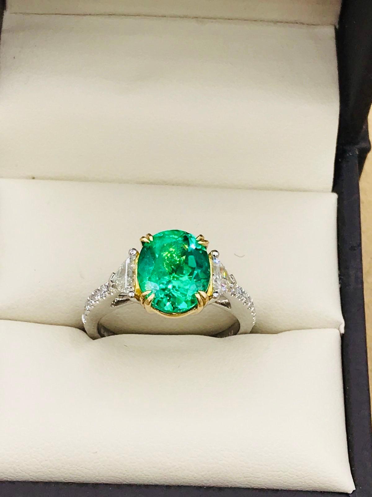 Emilio Jewelry Certified 3.82 Carat Colombian Emerald Diamond Ring 4