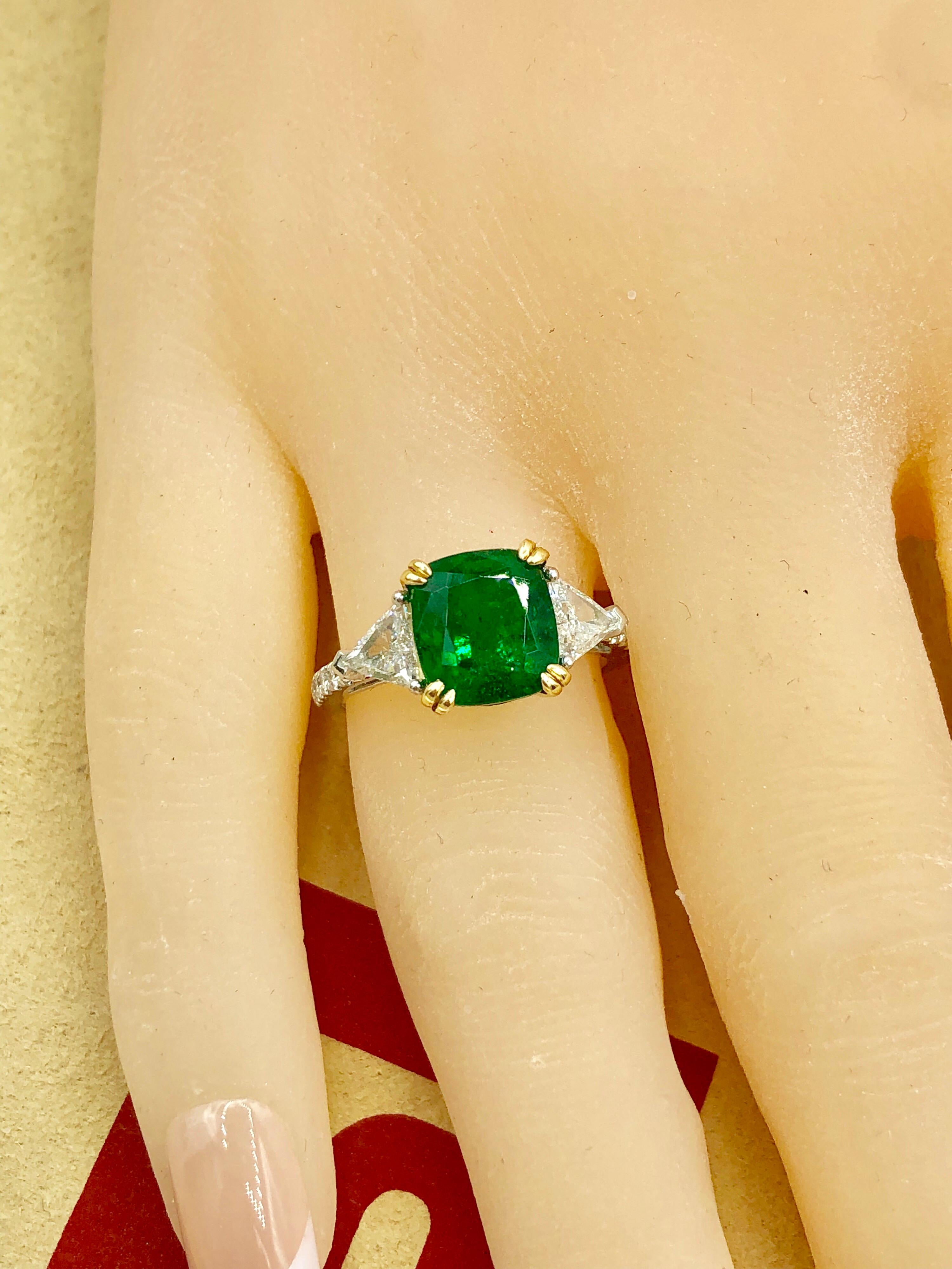 Emilio Jewelry Certified 4.24 Carat Emerald Platinum Diamond Ring 4