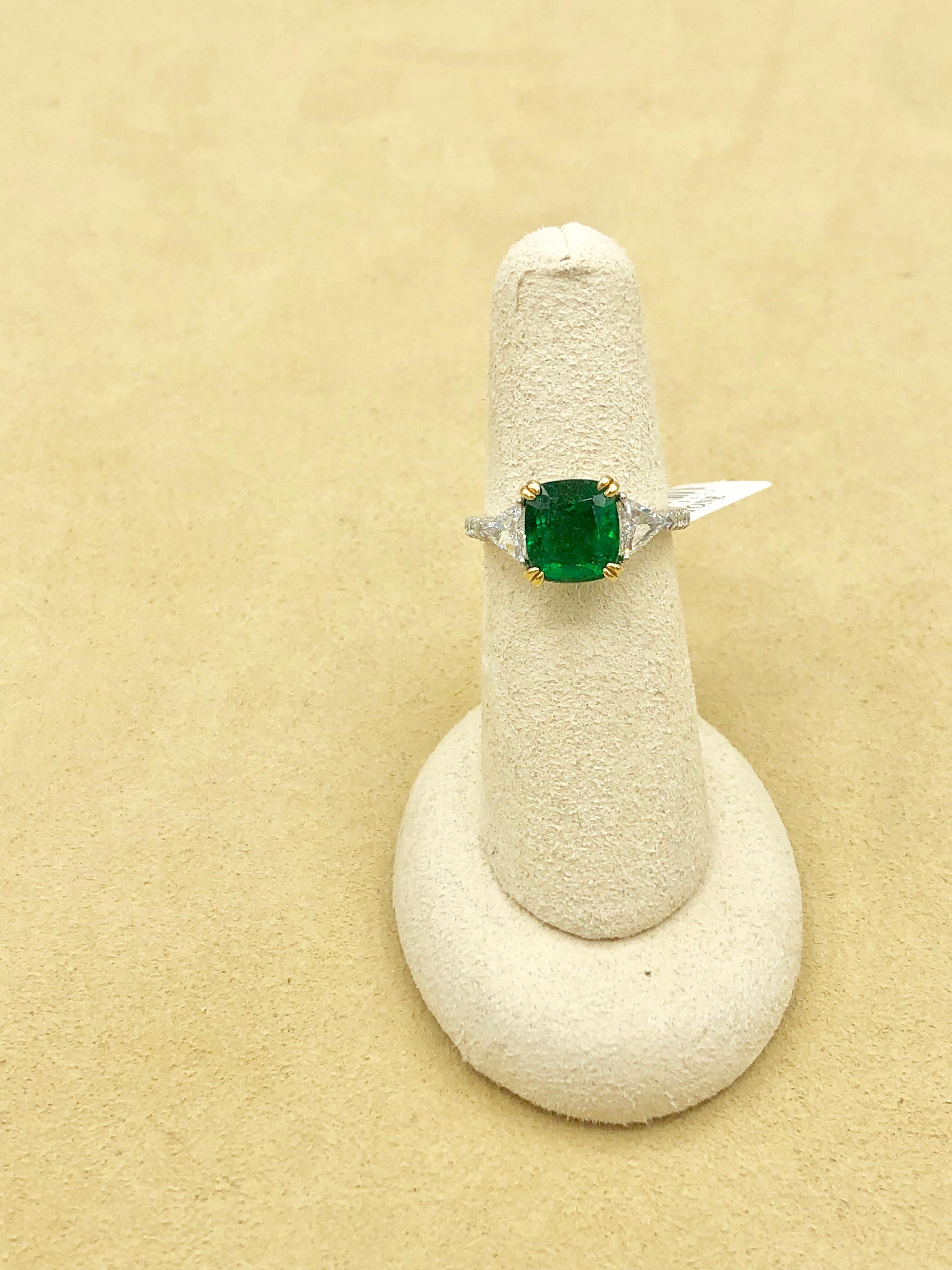 Emilio Jewelry Certified 4.24 Carat Emerald Platinum Diamond Ring 11
