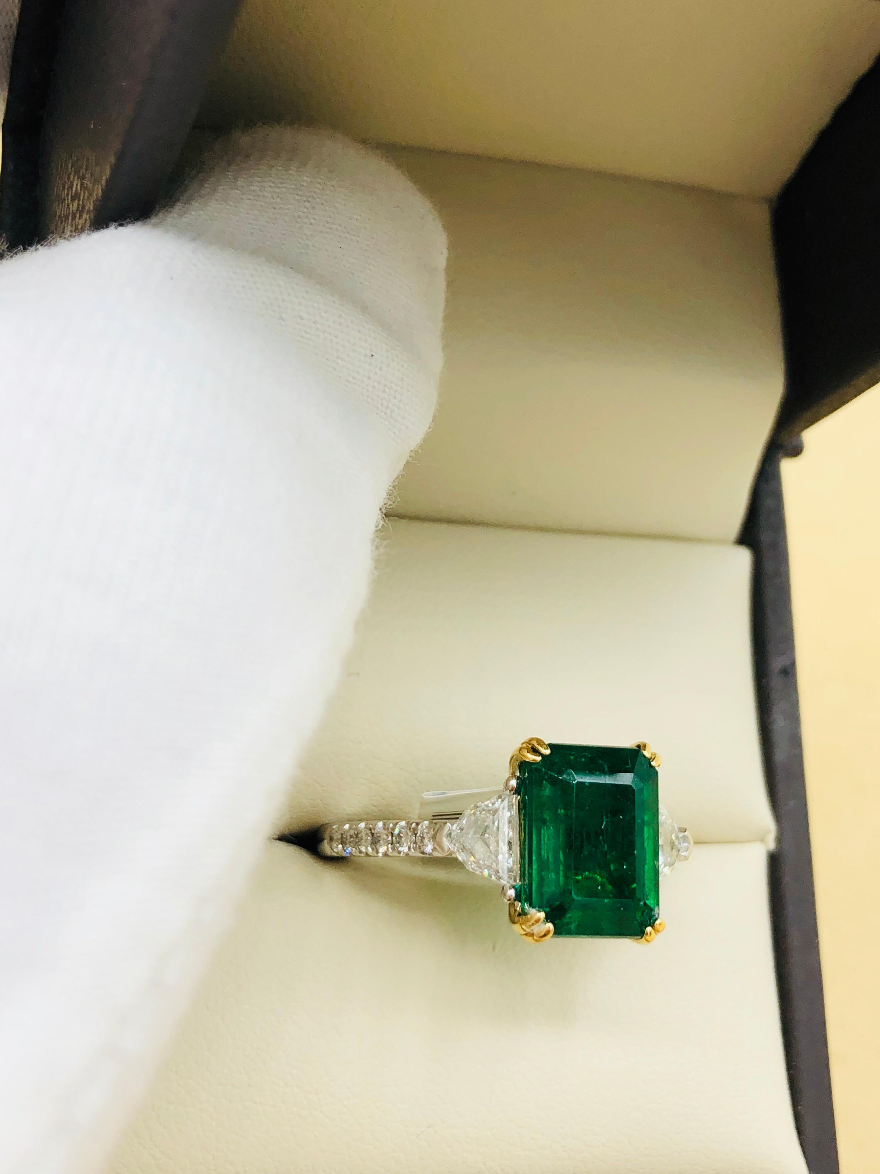 Emilio Jewelry Certified 4.64 Carat Emerald Diamond Platinum Ring 10