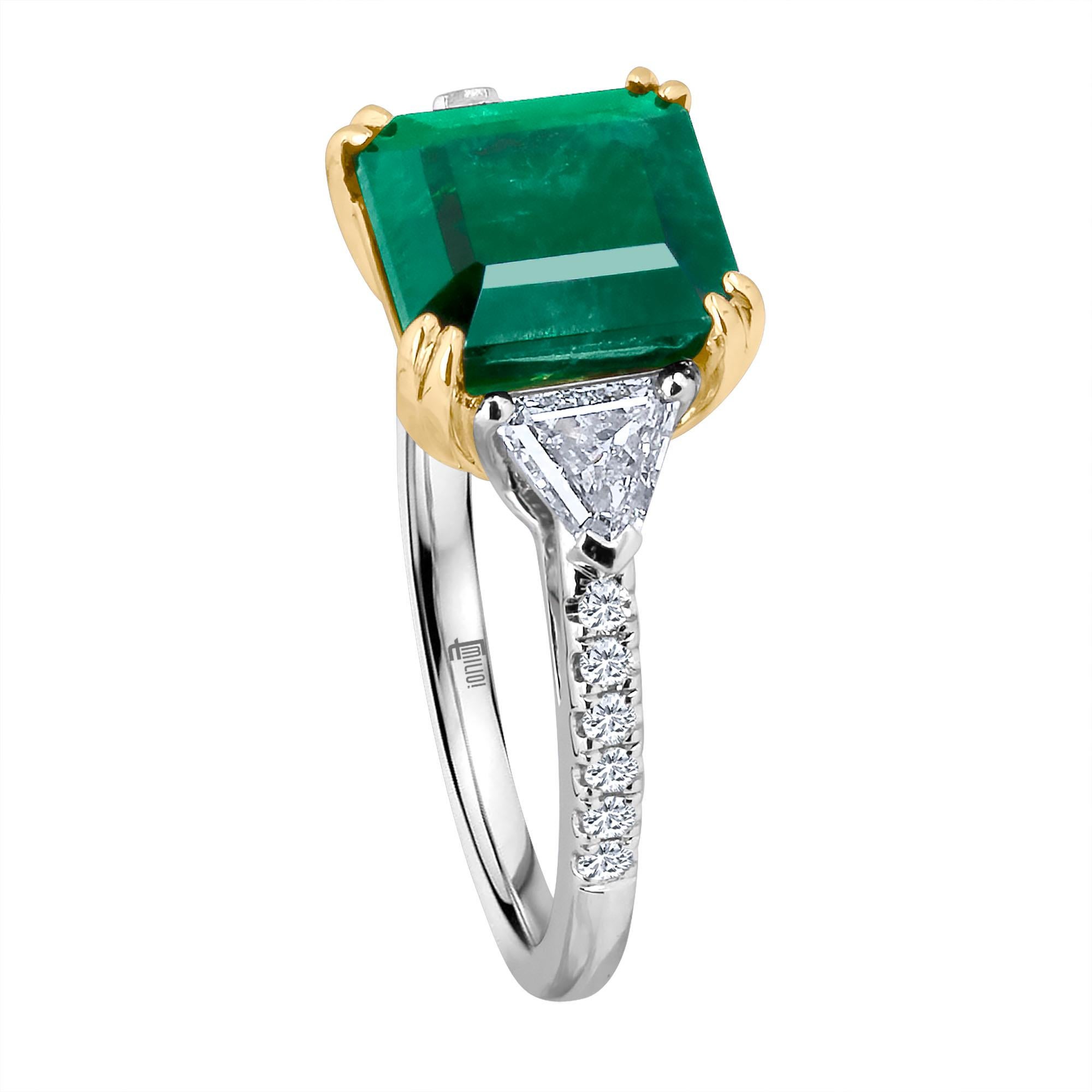 Emilio Jewelry Certified 5.14 Carat Platinum Emerald Diamond Ring 1