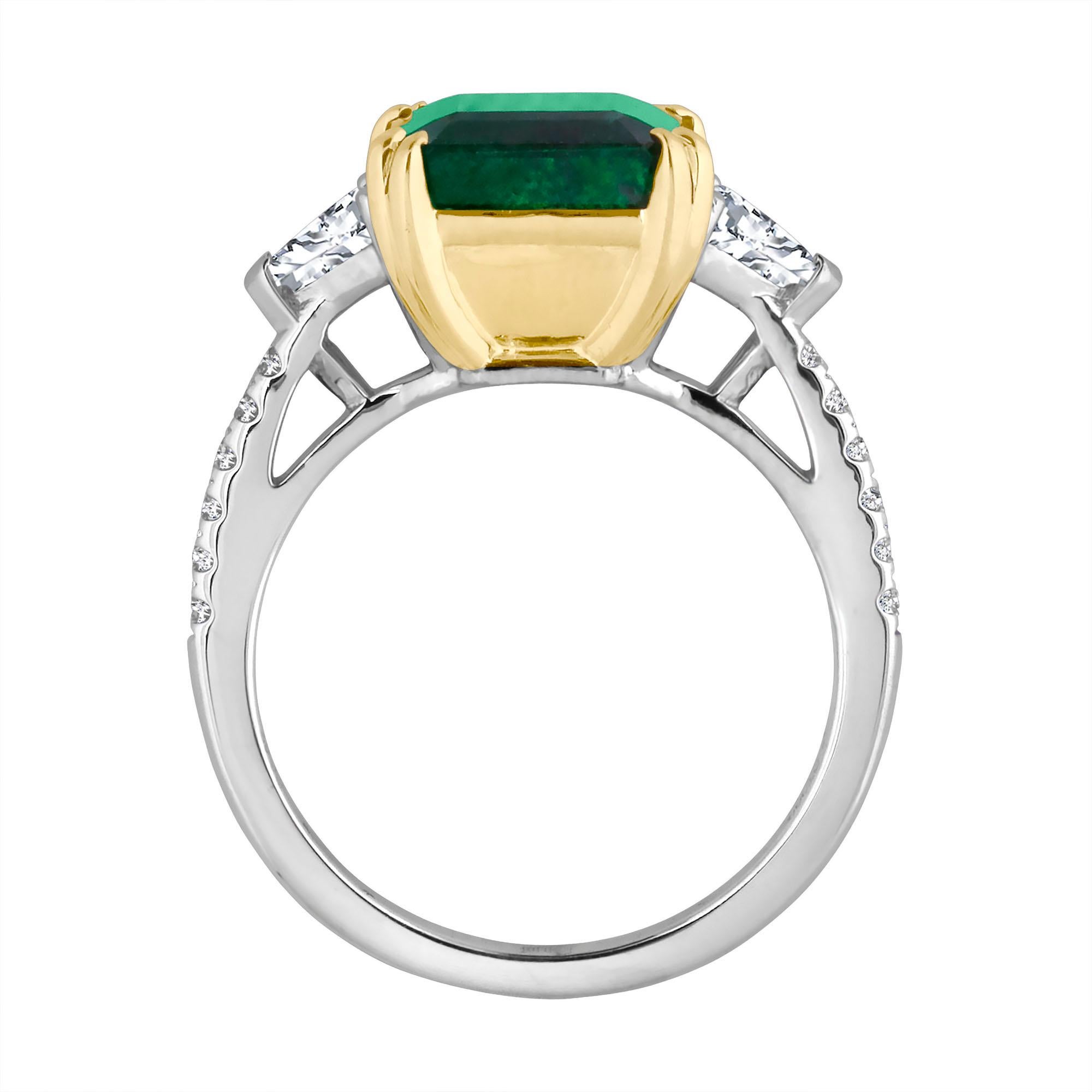 Emilio Jewelry Certified 5.14 Carat Platinum Emerald Diamond Ring 2