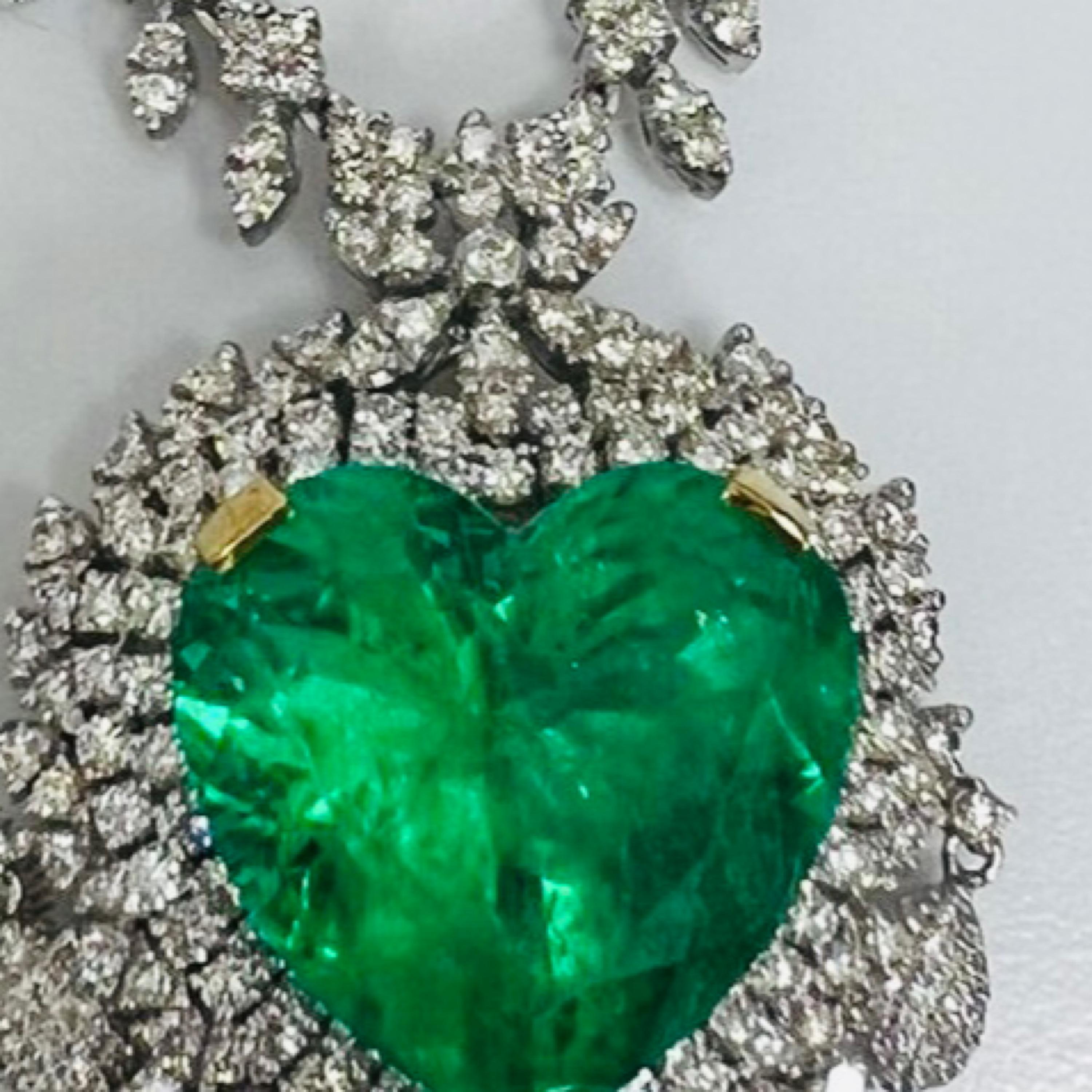 Emilio Jewelry Certified 54 Carat Vivid Green Colombian Emerald Heart Necklace For Sale 8