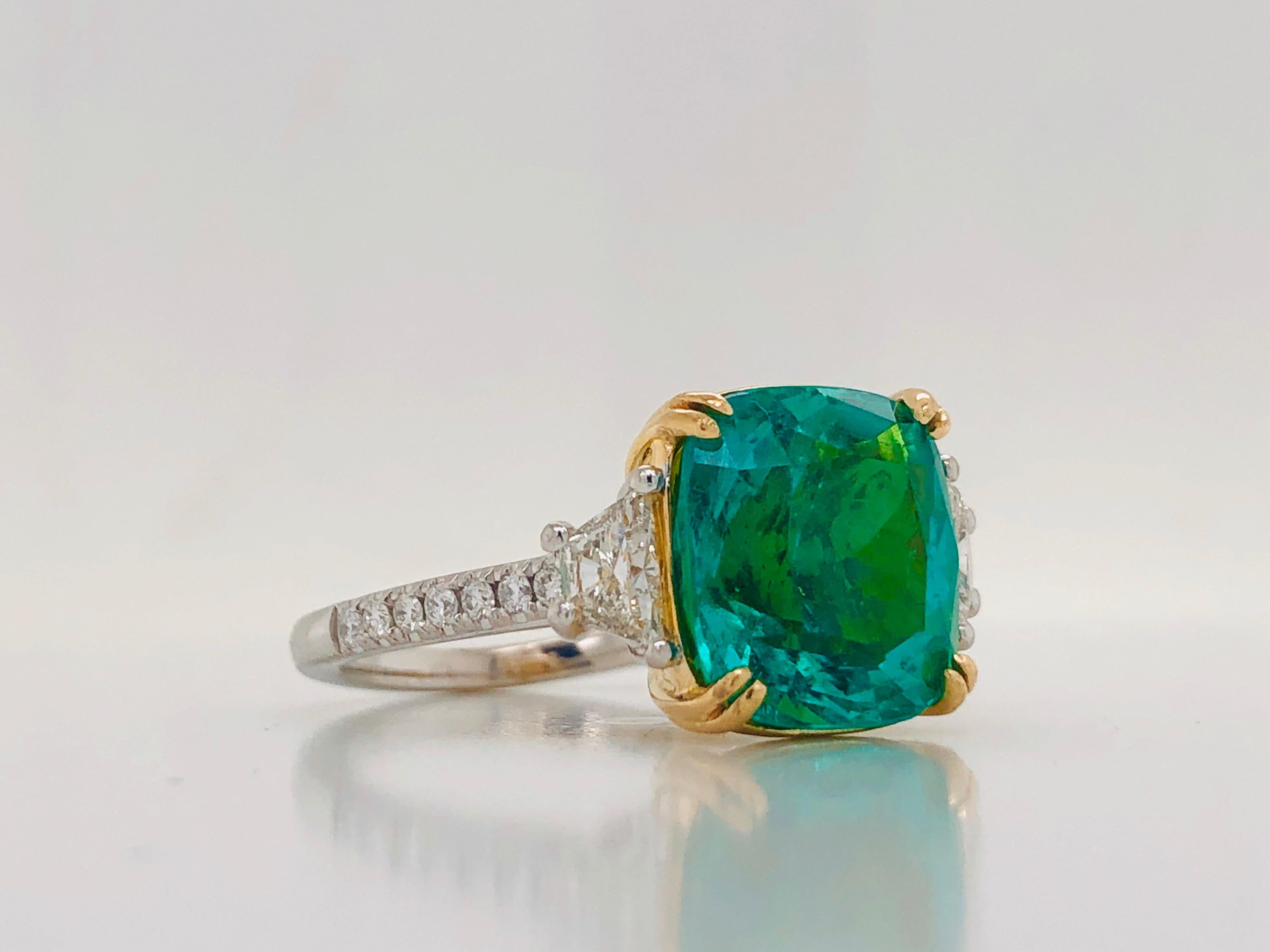 Emilio Jewelry Certified 6.68 Carat Colombian Emerald Diamond Ring 5