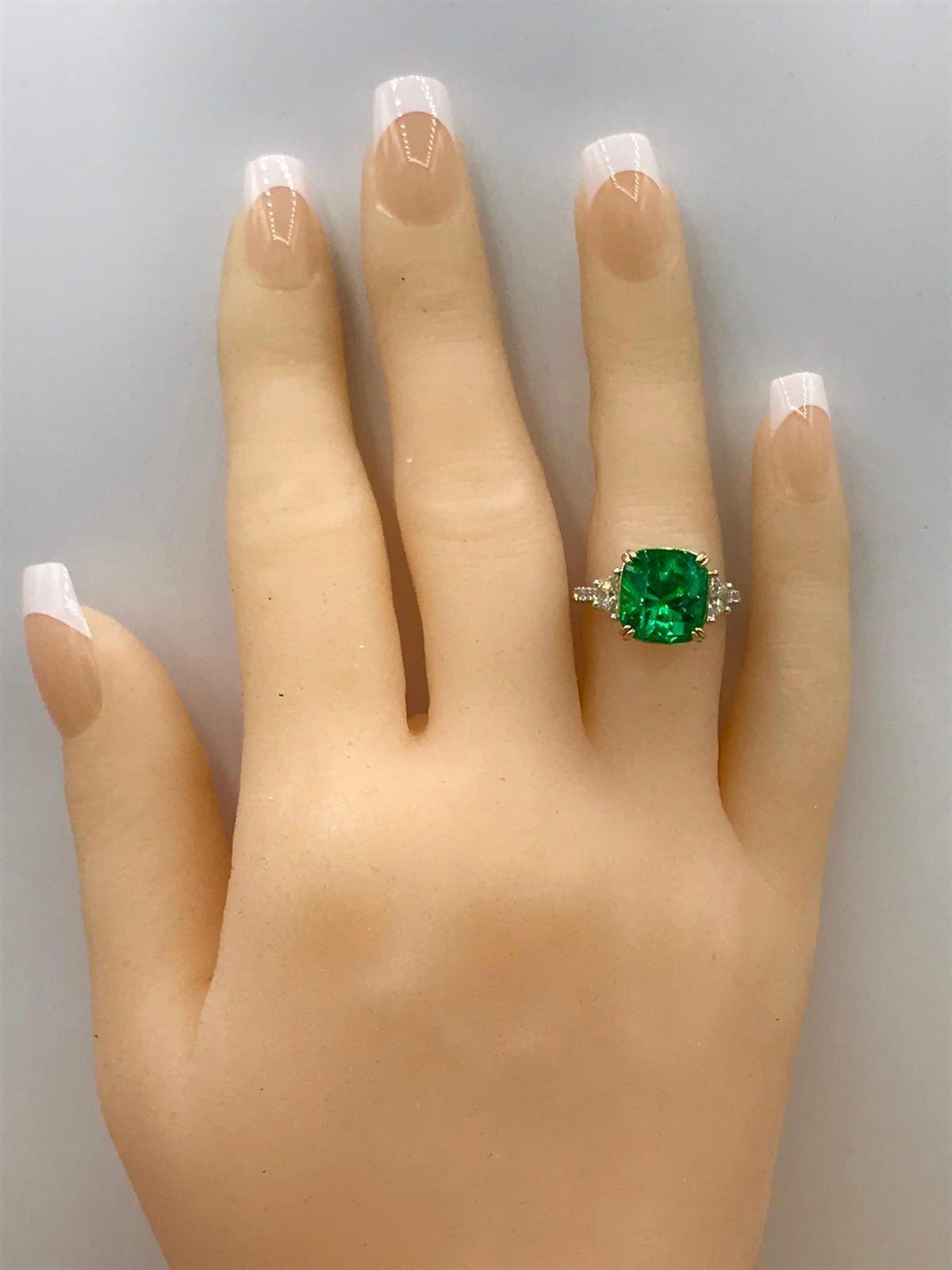 Emilio Jewelry Certified 6.68 Carat Colombian Emerald Diamond Ring 6