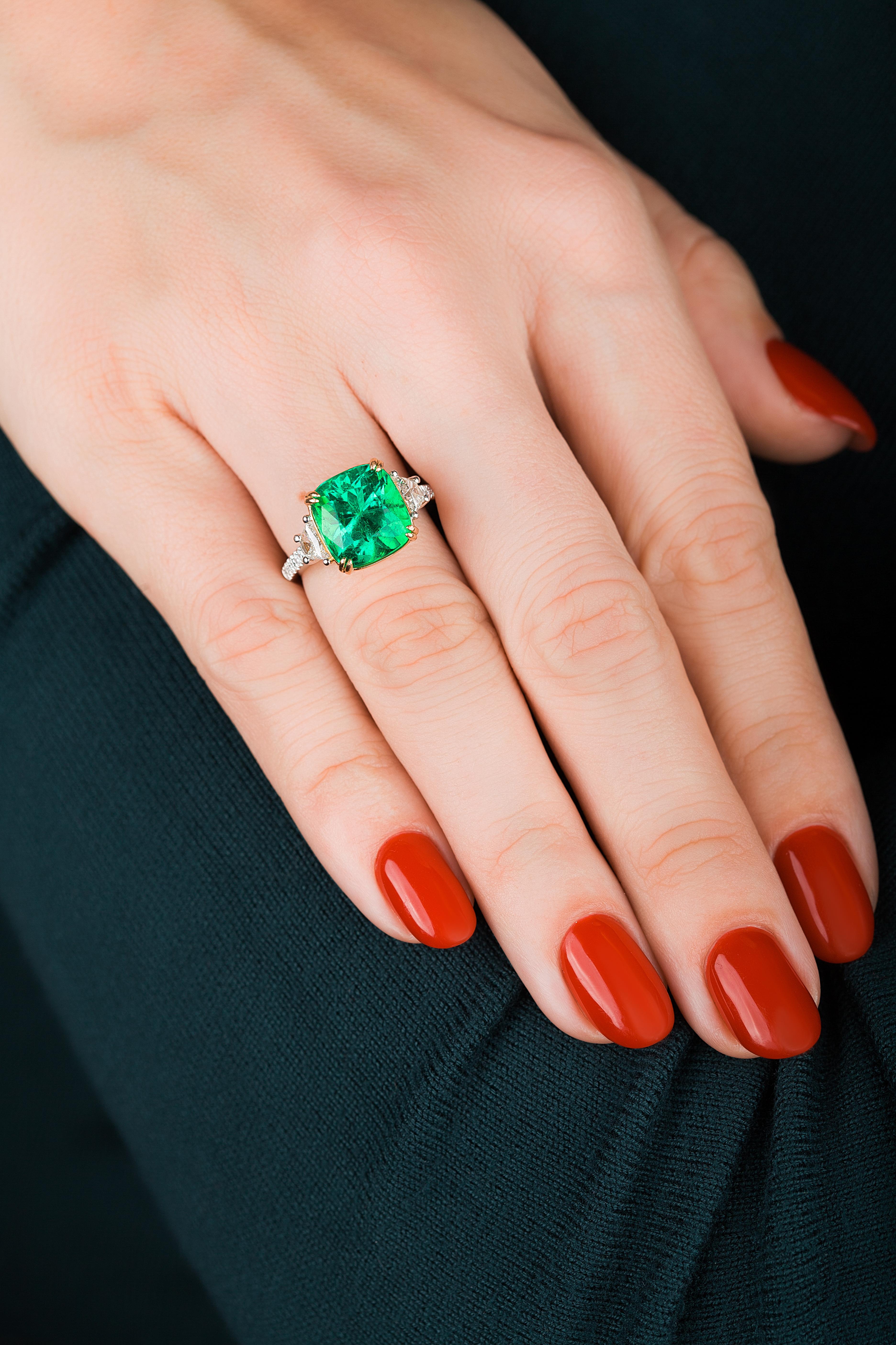 Emilio Jewelry Certified 6.68 Carat Colombian Emerald Diamond Ring 1