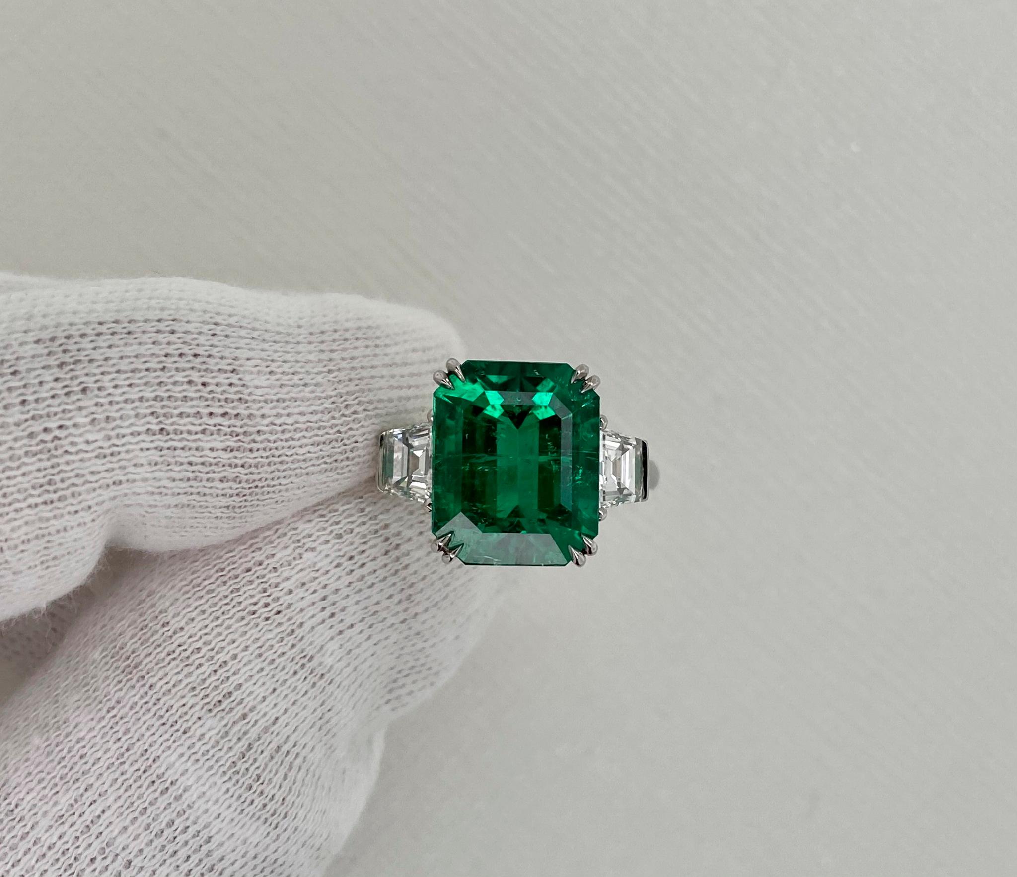 For Sale:  Emilio Jewelry Certified 7.15 Carat Muzo No Oil Colombian Emerald 3