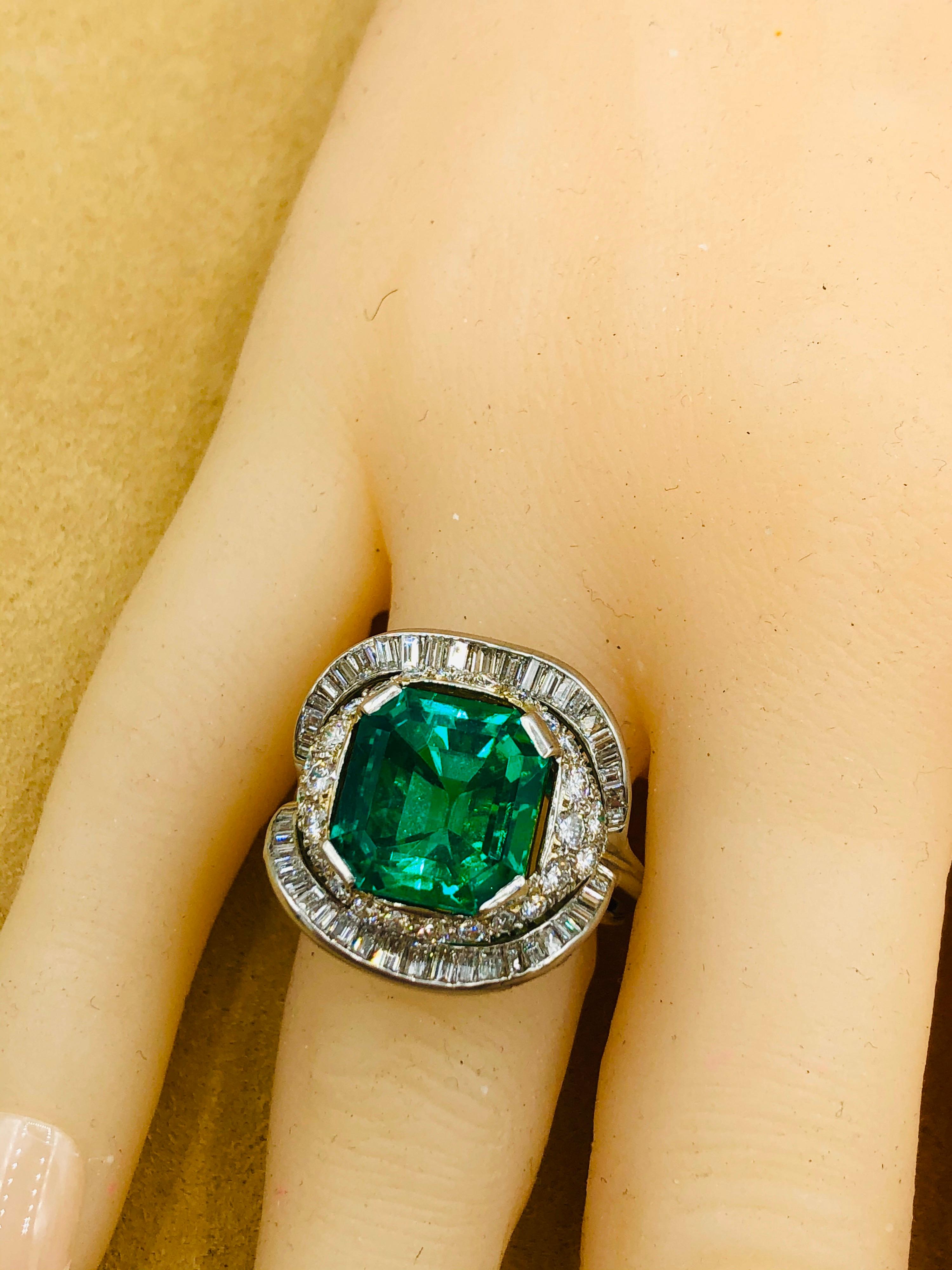 Men's Emilio Jewelry Certified 9.08 Carat Muzo No Oil Colombian Emerald Ring For Sale