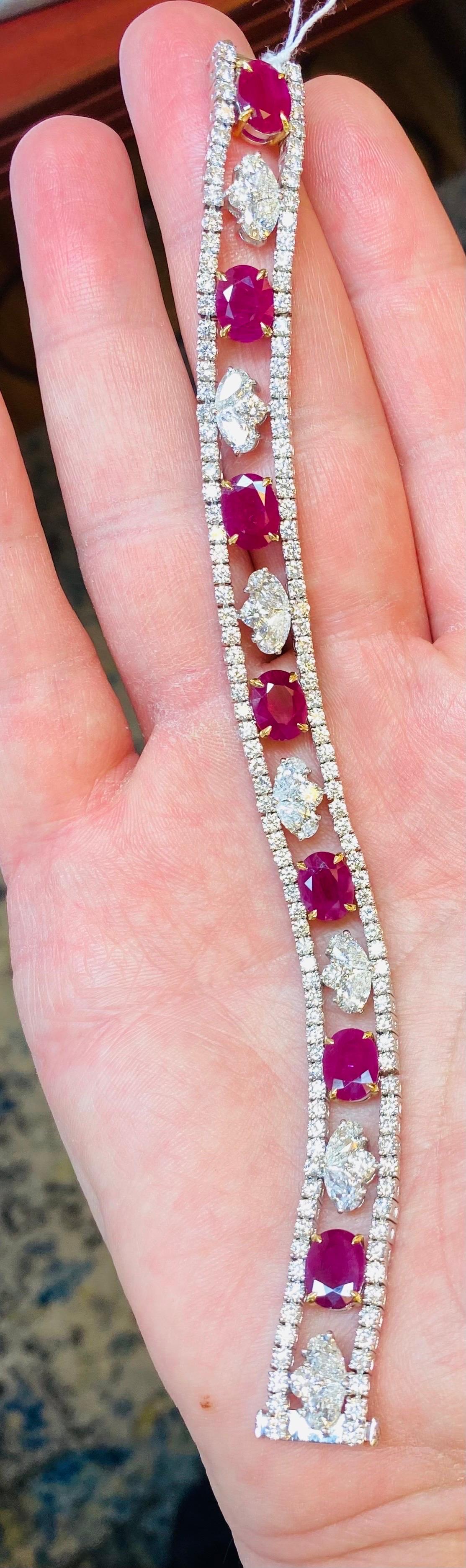 Women's or Men's Emilio Jewelry Certified 95.00 Carat Burma Ruby Necklace And Bracelet Set  For Sale