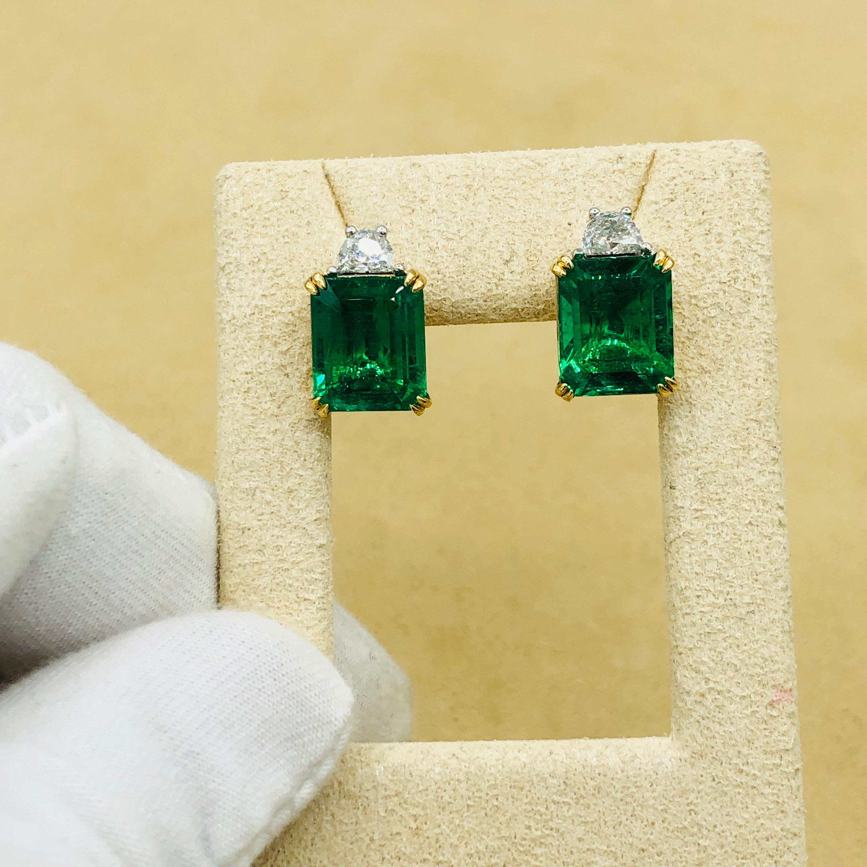 Emilio Jewelry Certified 9.65 Carat Genuine Emerald Diamond Platinum Earrings For Sale 7
