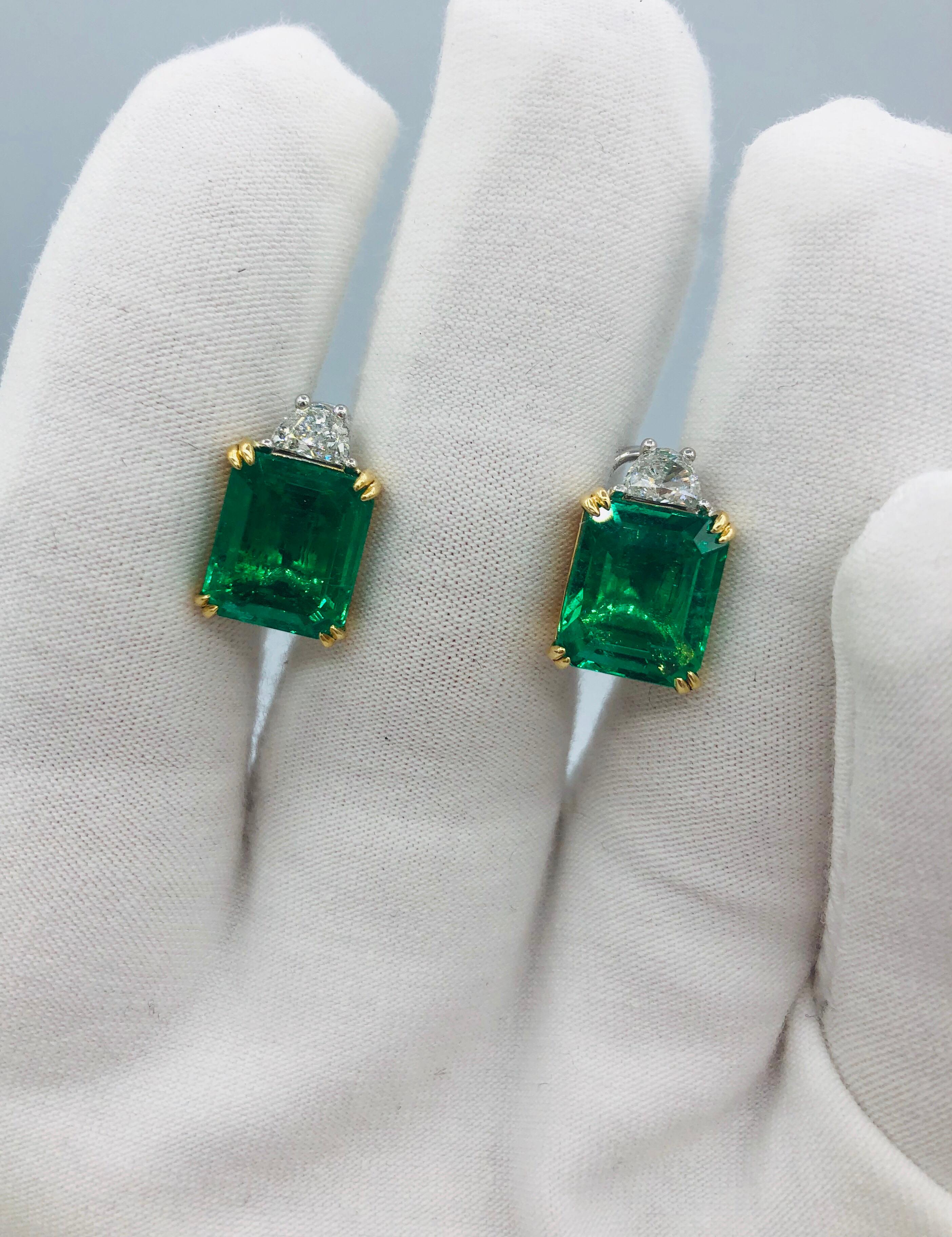 Emilio Jewelry Certified 9.65 Carat Genuine Emerald Diamond Platinum Earrings For Sale 1