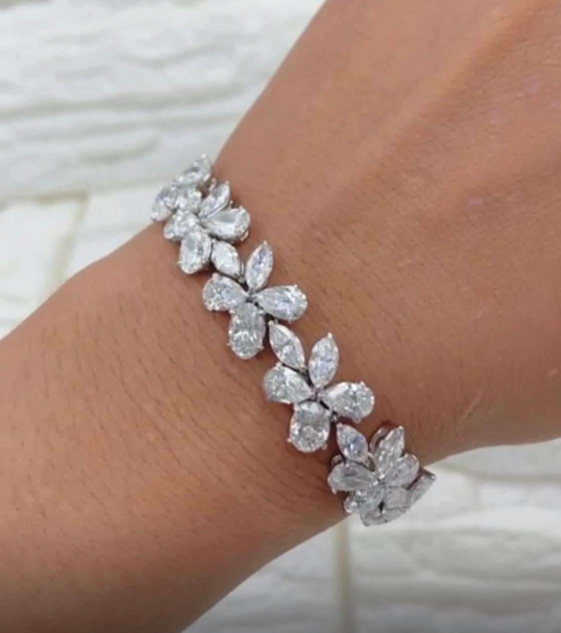 From Emilio Jewelry, a well known and respected wholesaler/dealer located in the Iconic Gem Tower/Gia Building in New York's Diamond District.
Appraisal available upon request by the experts at the Gemological Appraisal Laboratory Of America, an