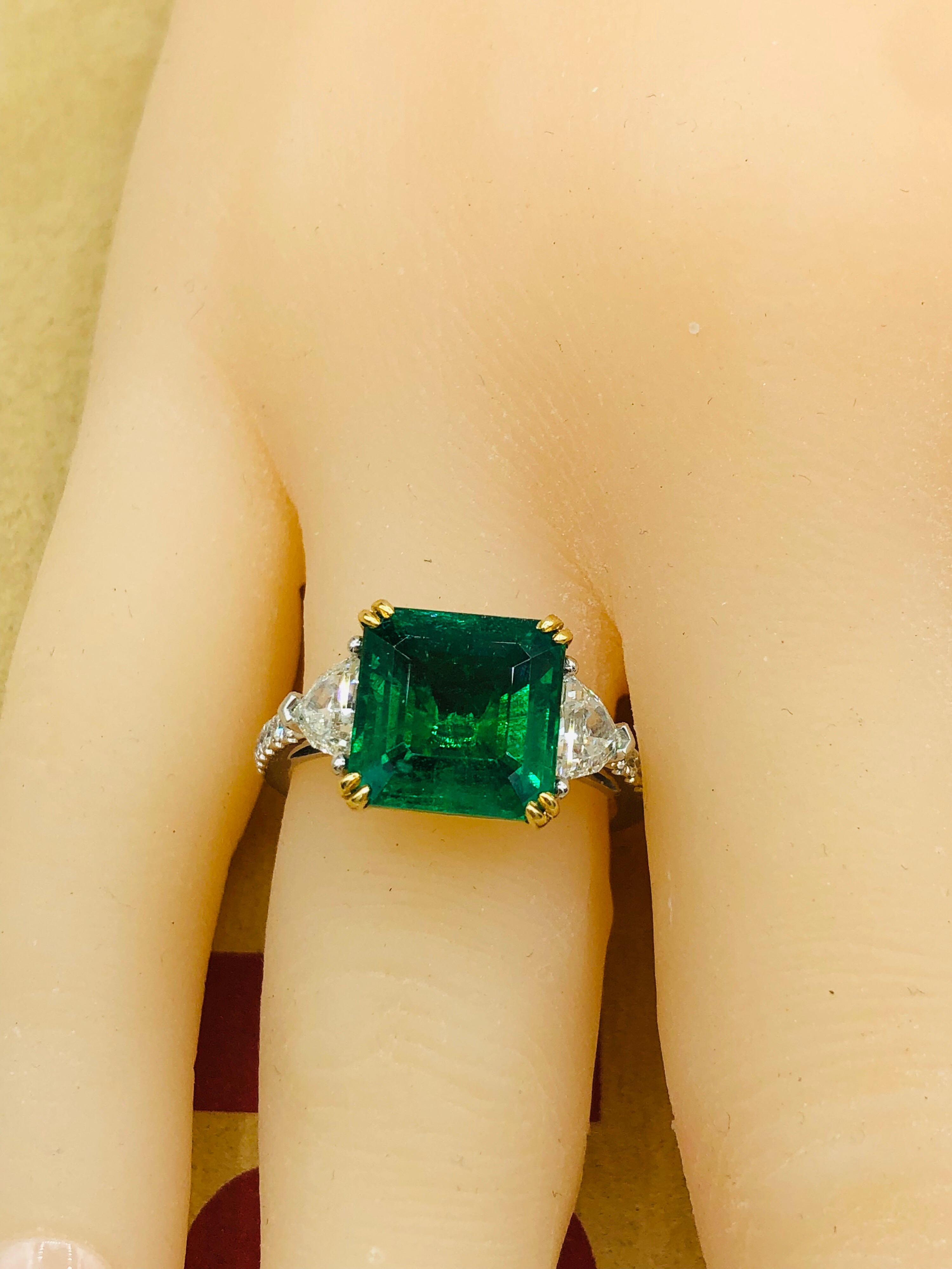 Emilio Jewelry Certified Genuine Gem 4.74 Carat Emerald Diamond Platinum Ring 12
