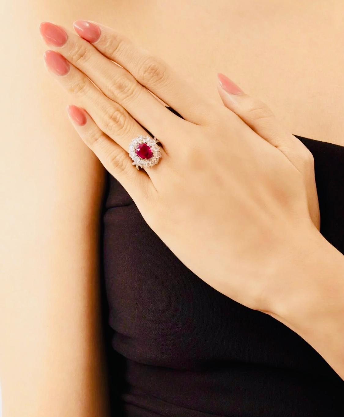 Women's or Men's Emilio Jewelry Certified No Heat 6.00 Carat Ruby Ring For Sale