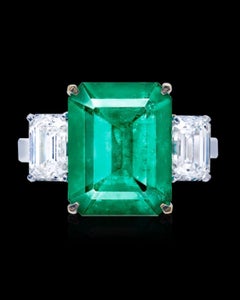Emilio Jewelry Muzo No Oil Unenhanced 6.00 Carat Vivid Green Emerald Ring