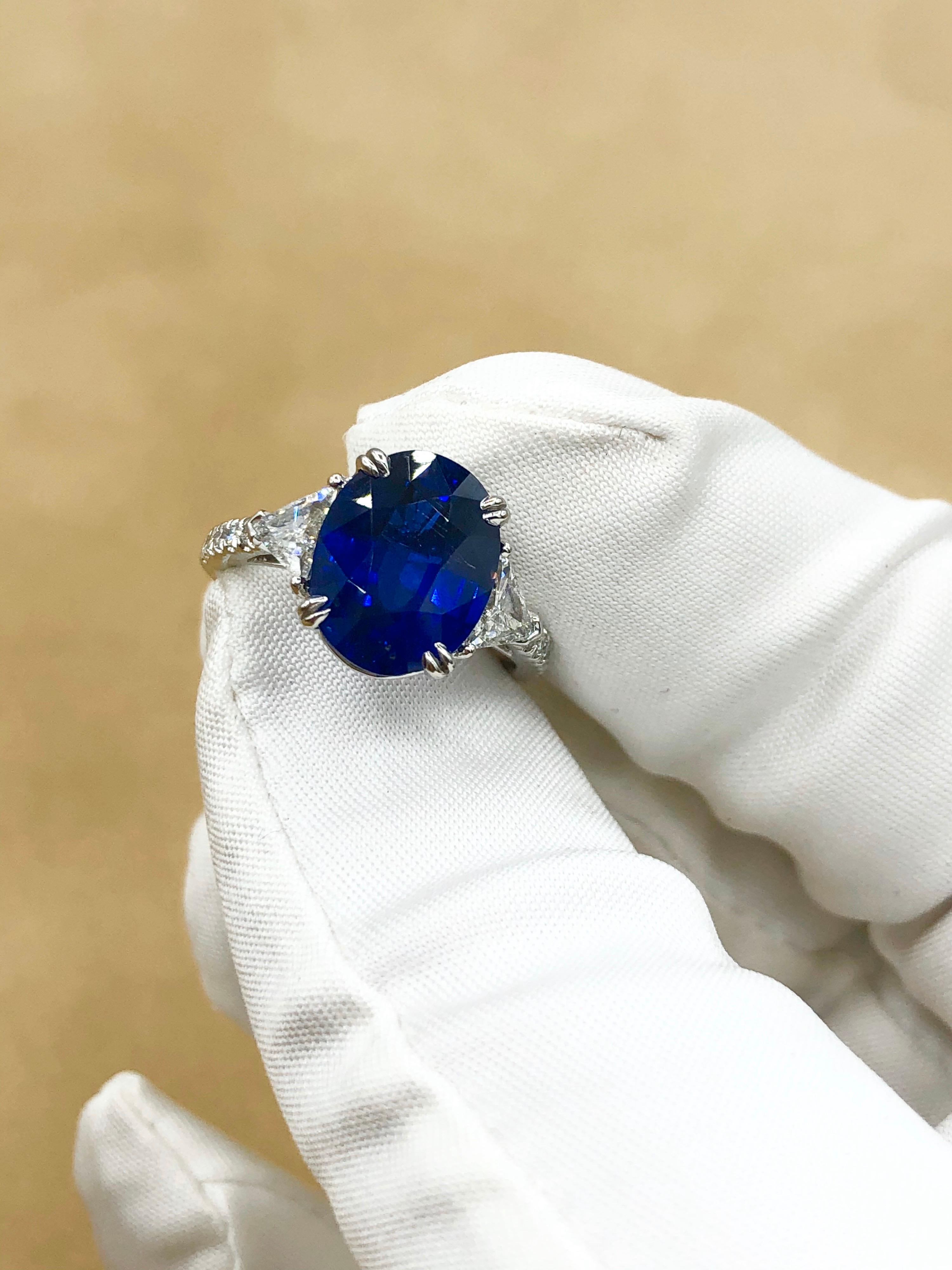 Women's or Men's Emilio Jewelry Certified Vivid Blue Ceylon Sapphire Diamond Ring