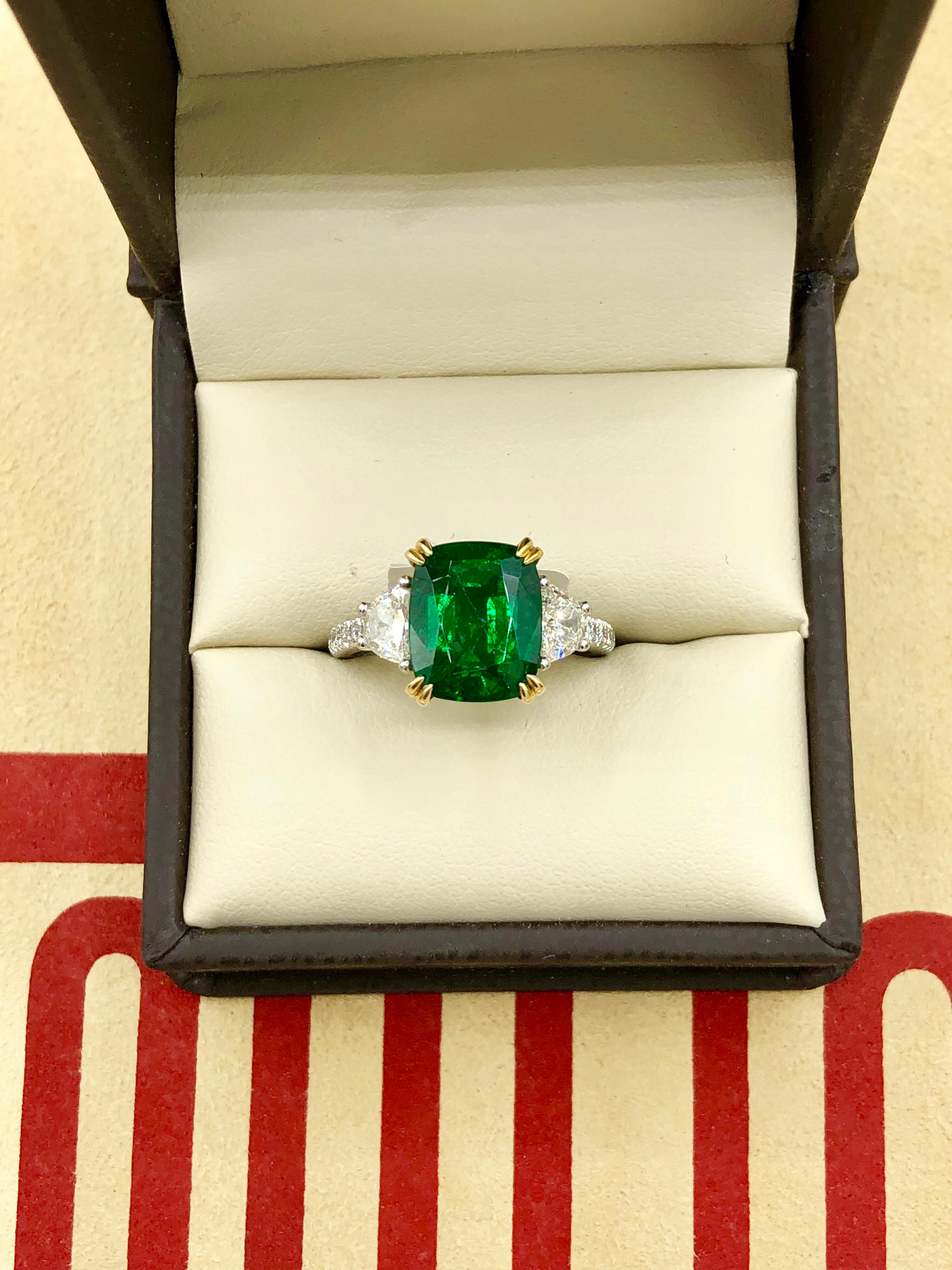 Emilio Jewelry Certified Vivid Green 4.97 Carat Emerald Diamond Platinum Ring 3