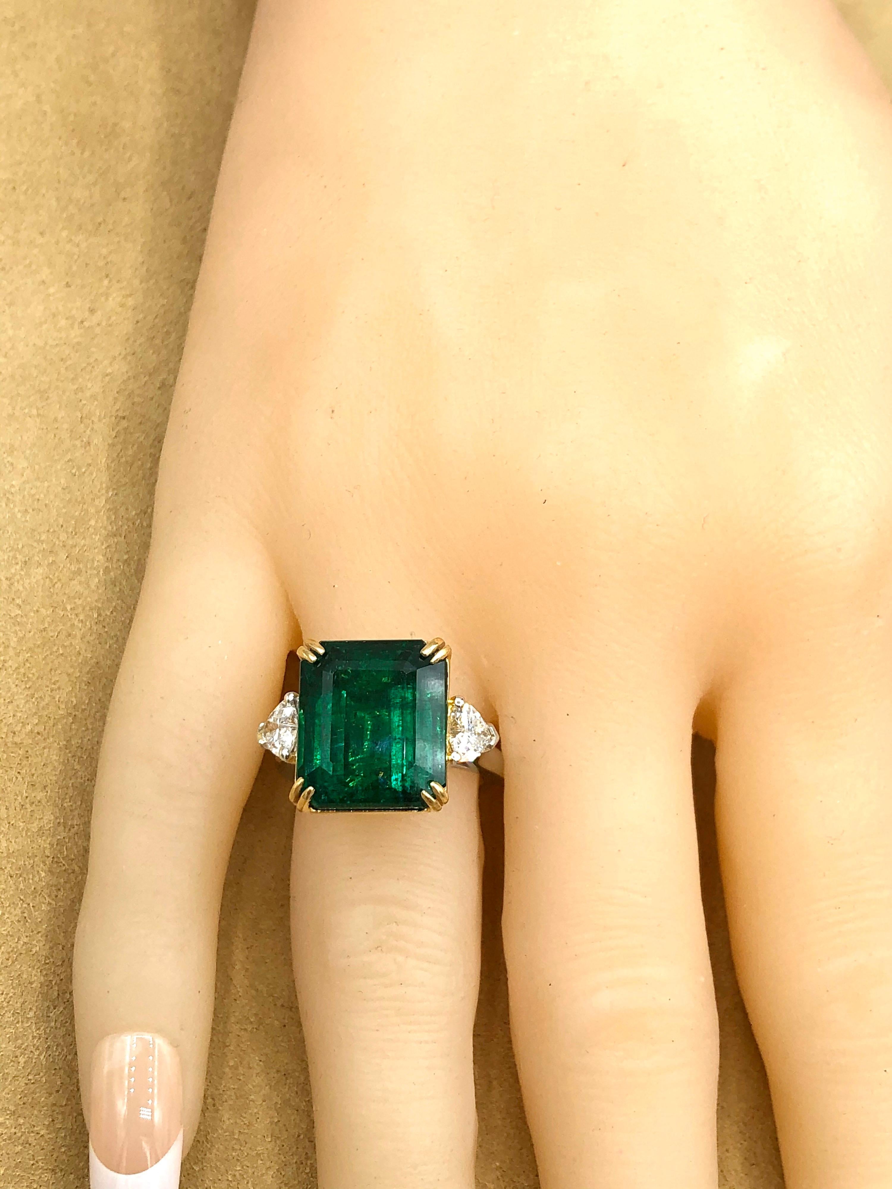 Emilio Jewelry Certified Vivid Green Emerald Diamond Ring 7