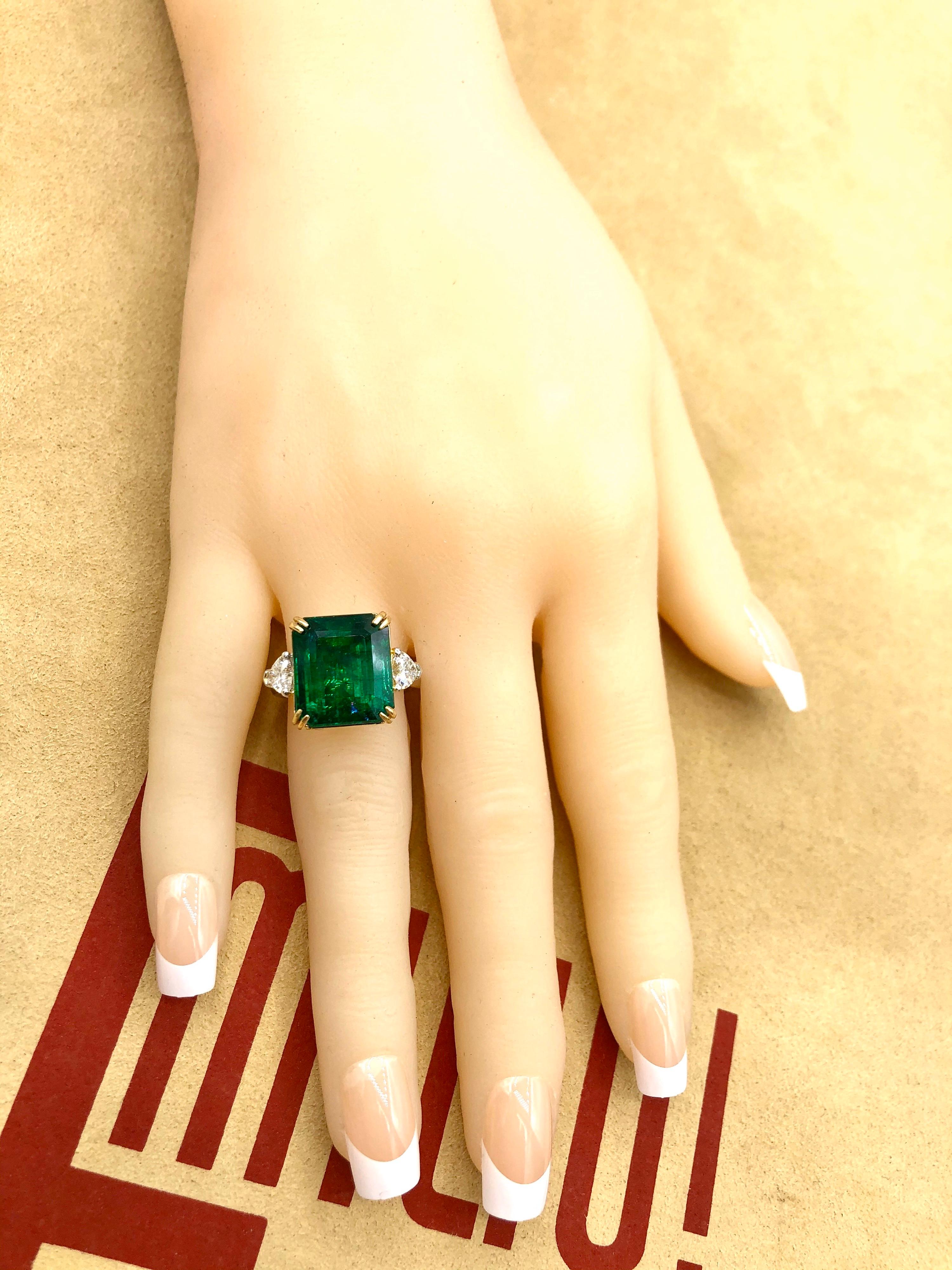 Emilio Jewelry Certified Vivid Green Emerald Diamond Ring 10