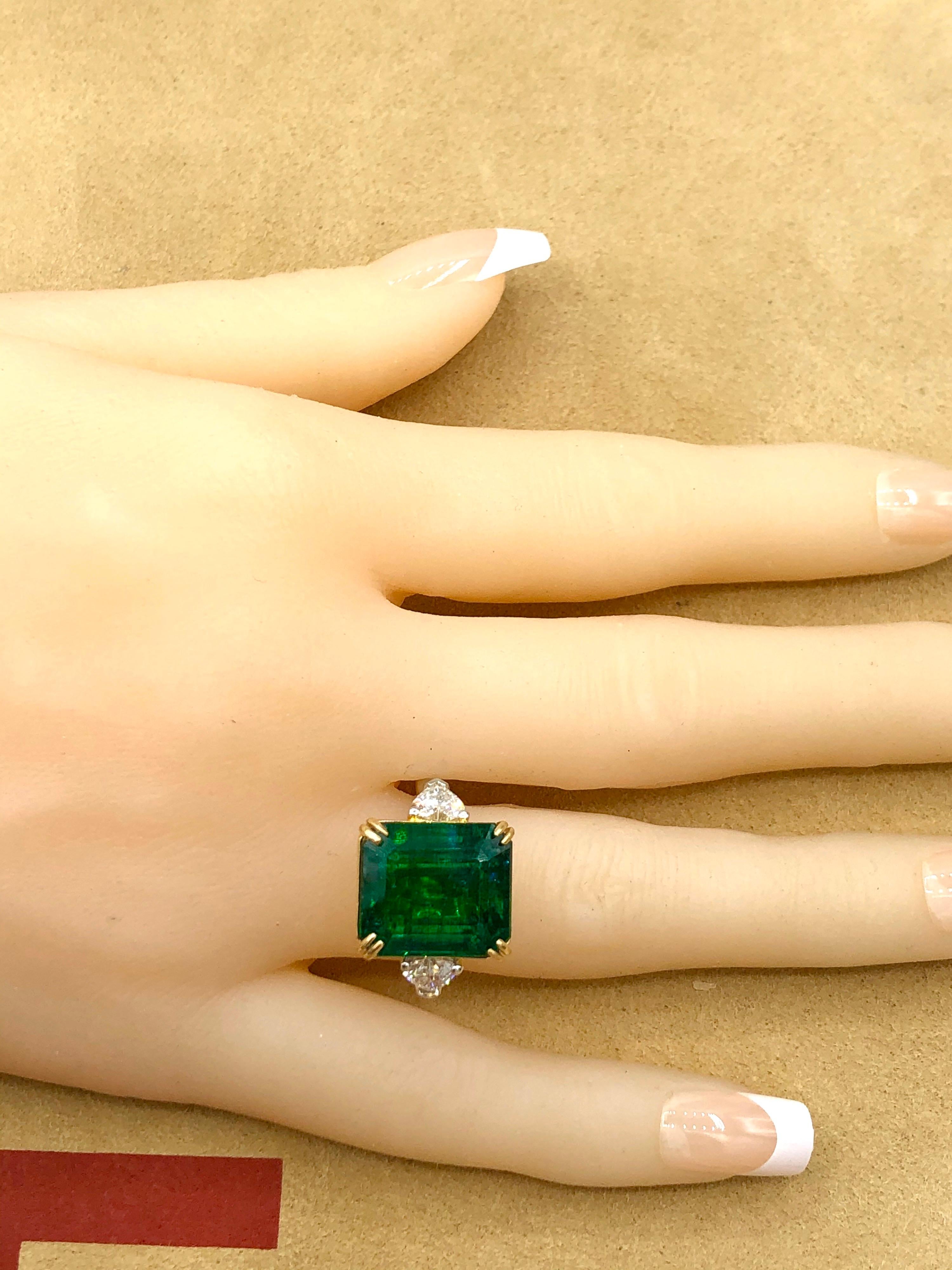 Emilio Jewelry Certified Vivid Green Emerald Diamond Ring 11
