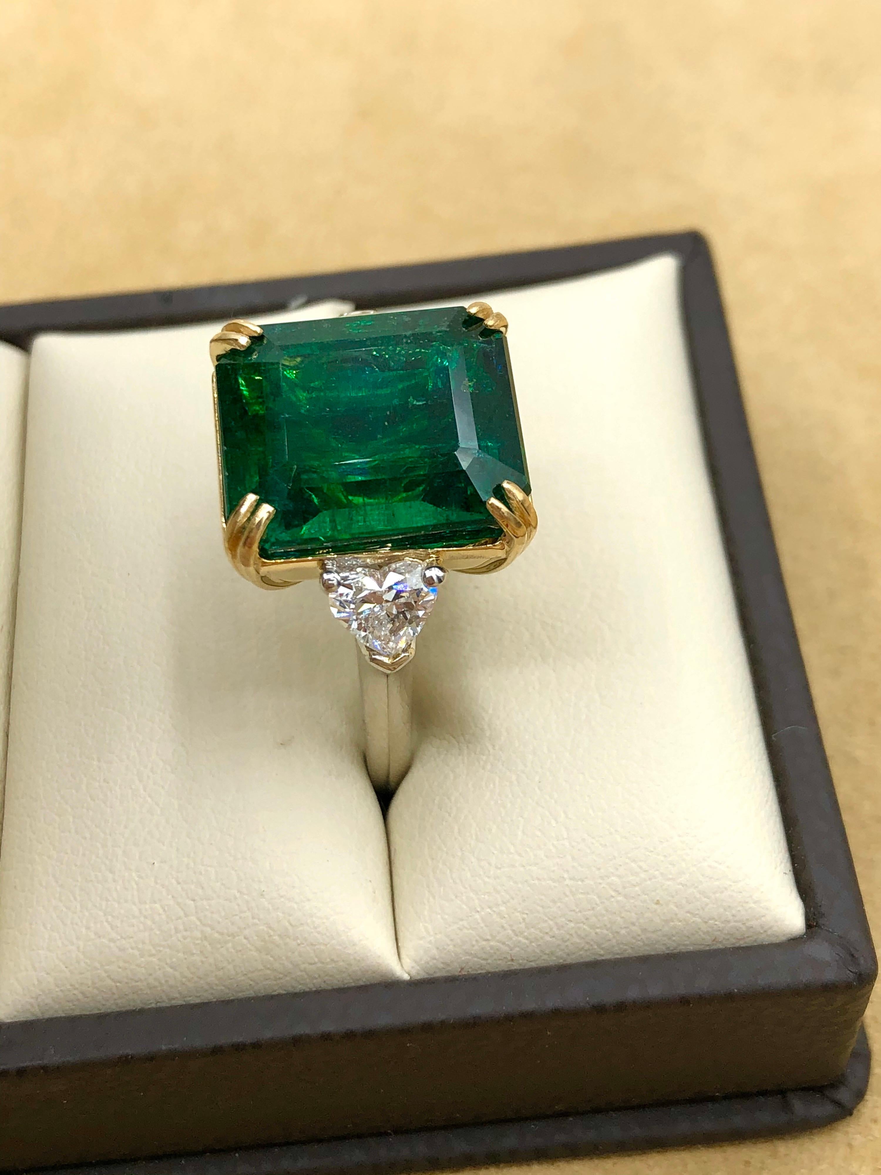 Emilio Jewelry Certified Vivid Green Emerald Diamond Ring 4