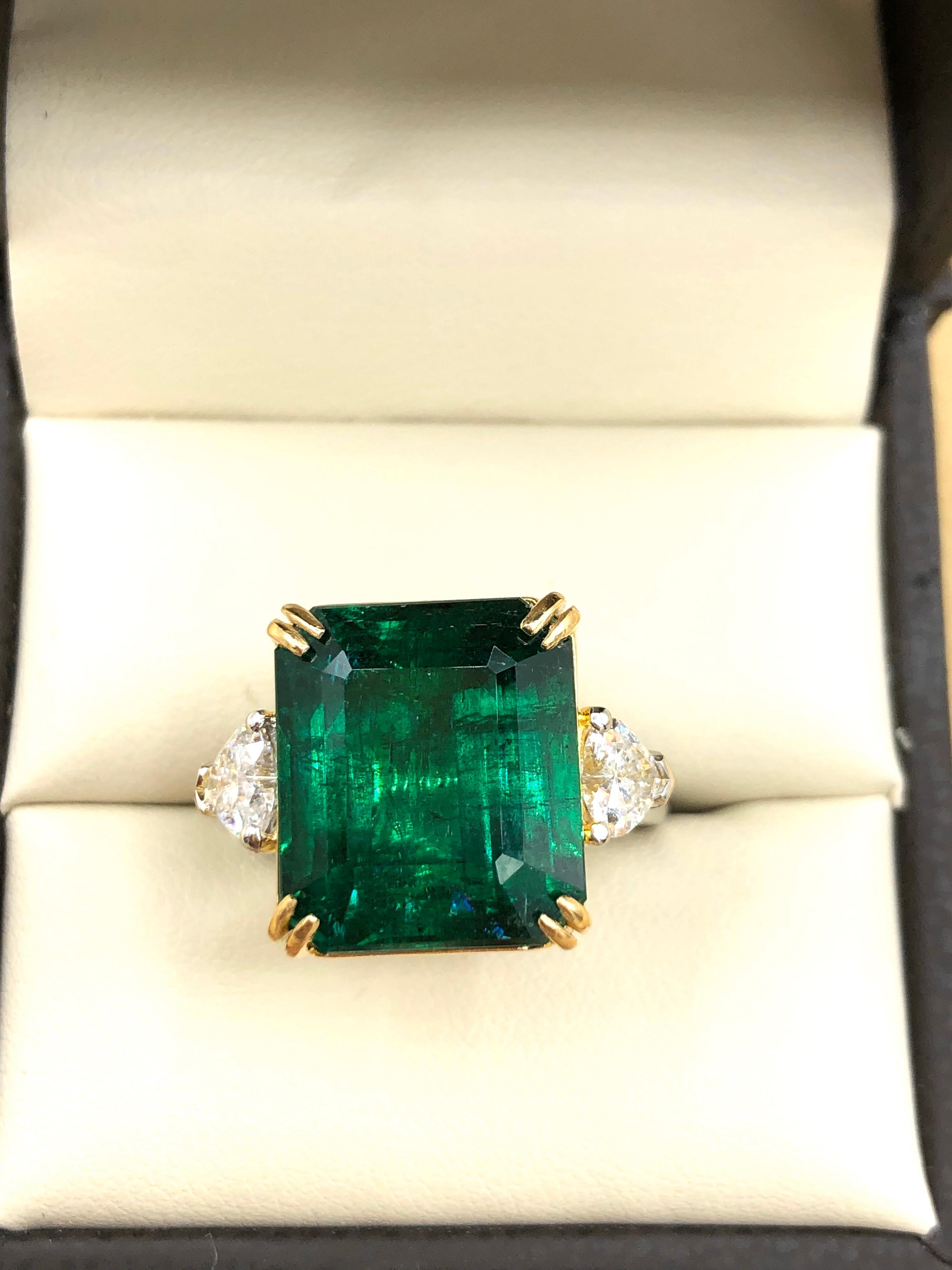 Emilio Jewelry Certified Vivid Green Emerald Diamond Ring 5