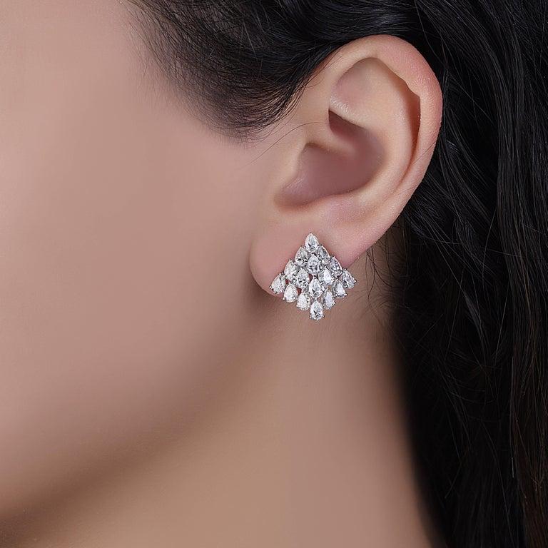 Emilio Jewelry Geometrischer, einzigartiger 4,44 Karat Ohrring Damen im Angebot