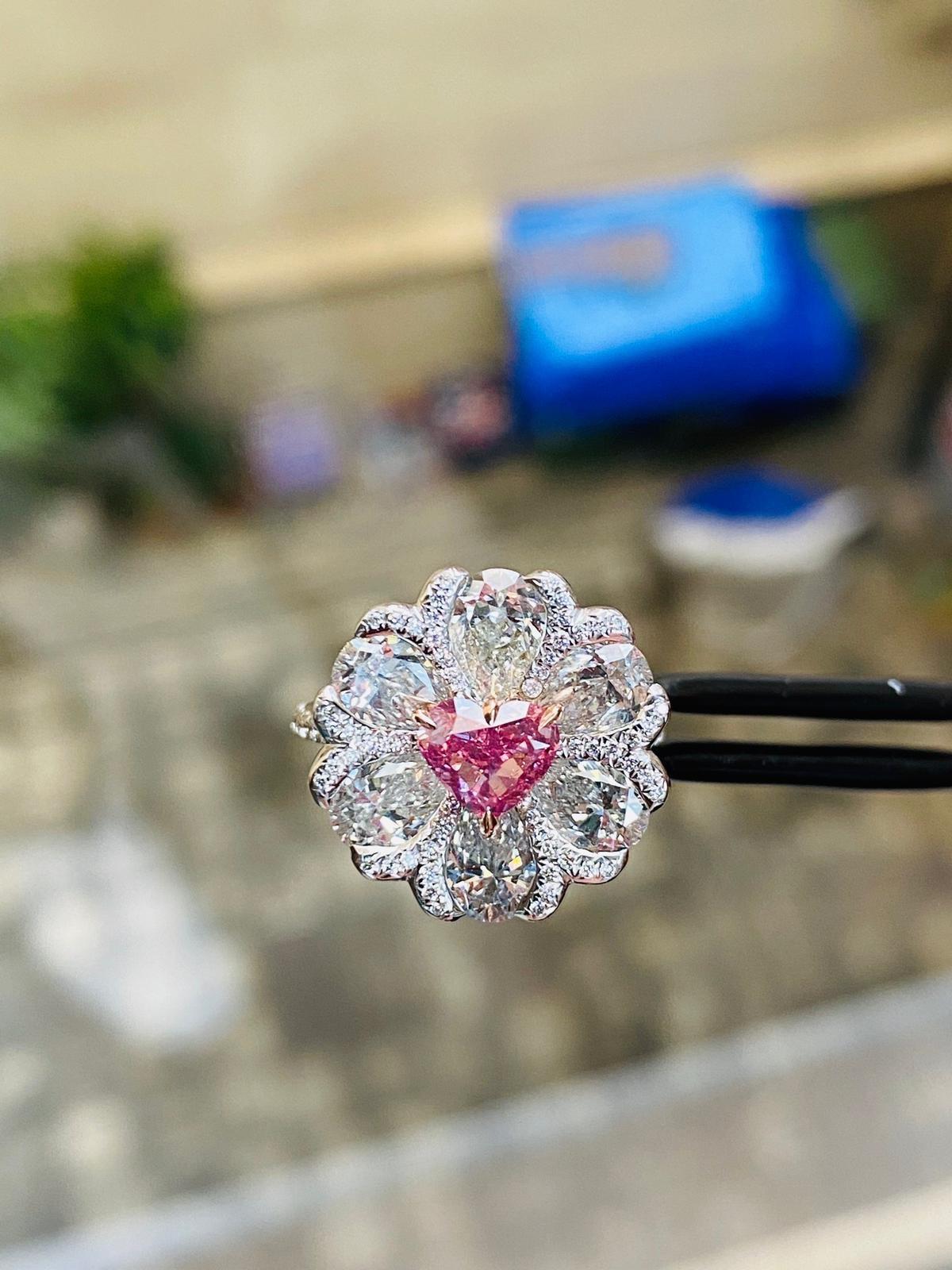 8 carat pink diamond
