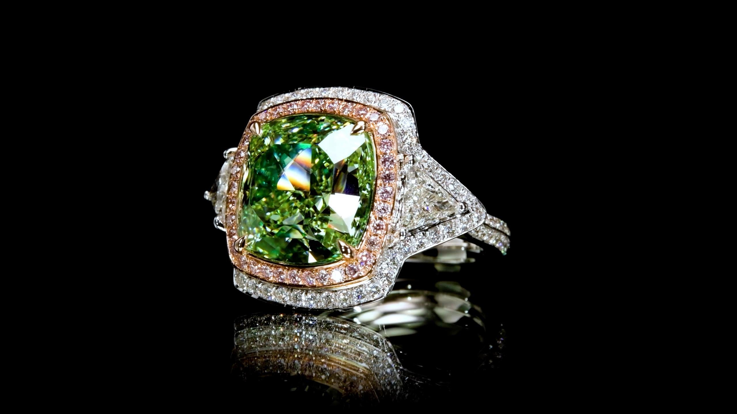 Emilio Jewelry Bague en diamant certifié GIA 12,00 carats de couleur verte  Unisexe en vente