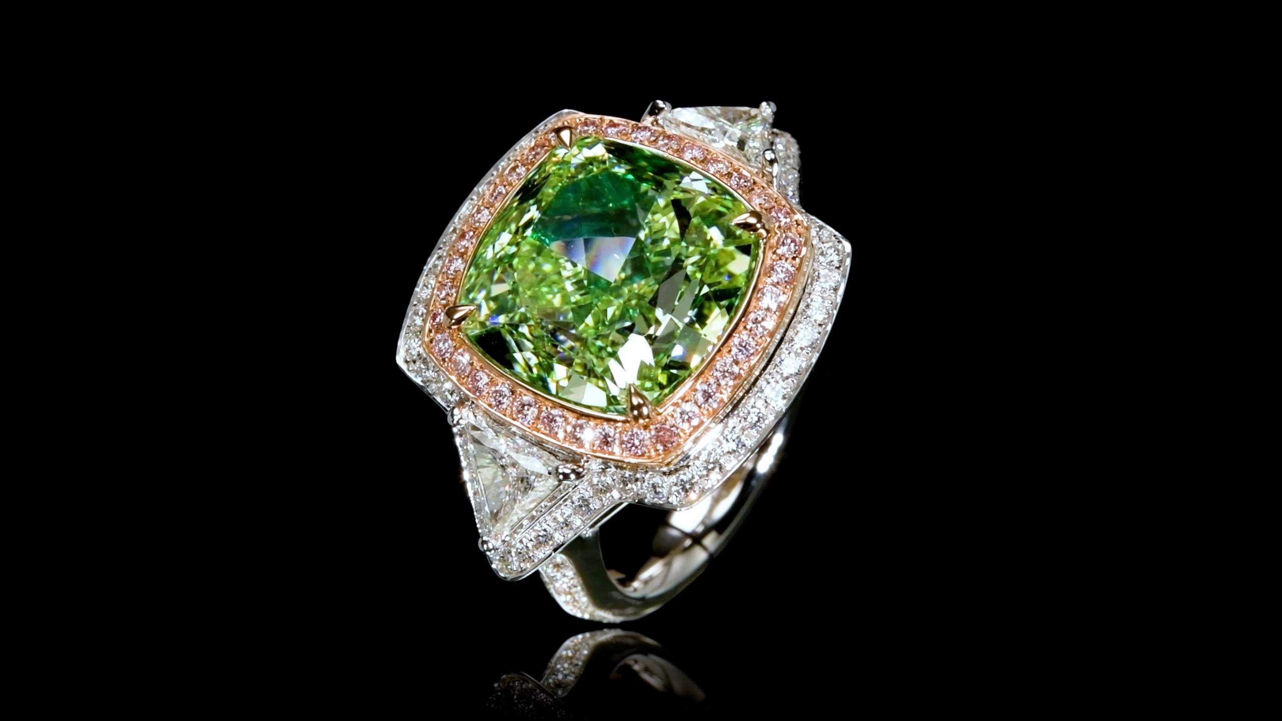 Emilio Jewelry Bague en diamant certifié GIA 12,00 carats de couleur verte  en vente 1