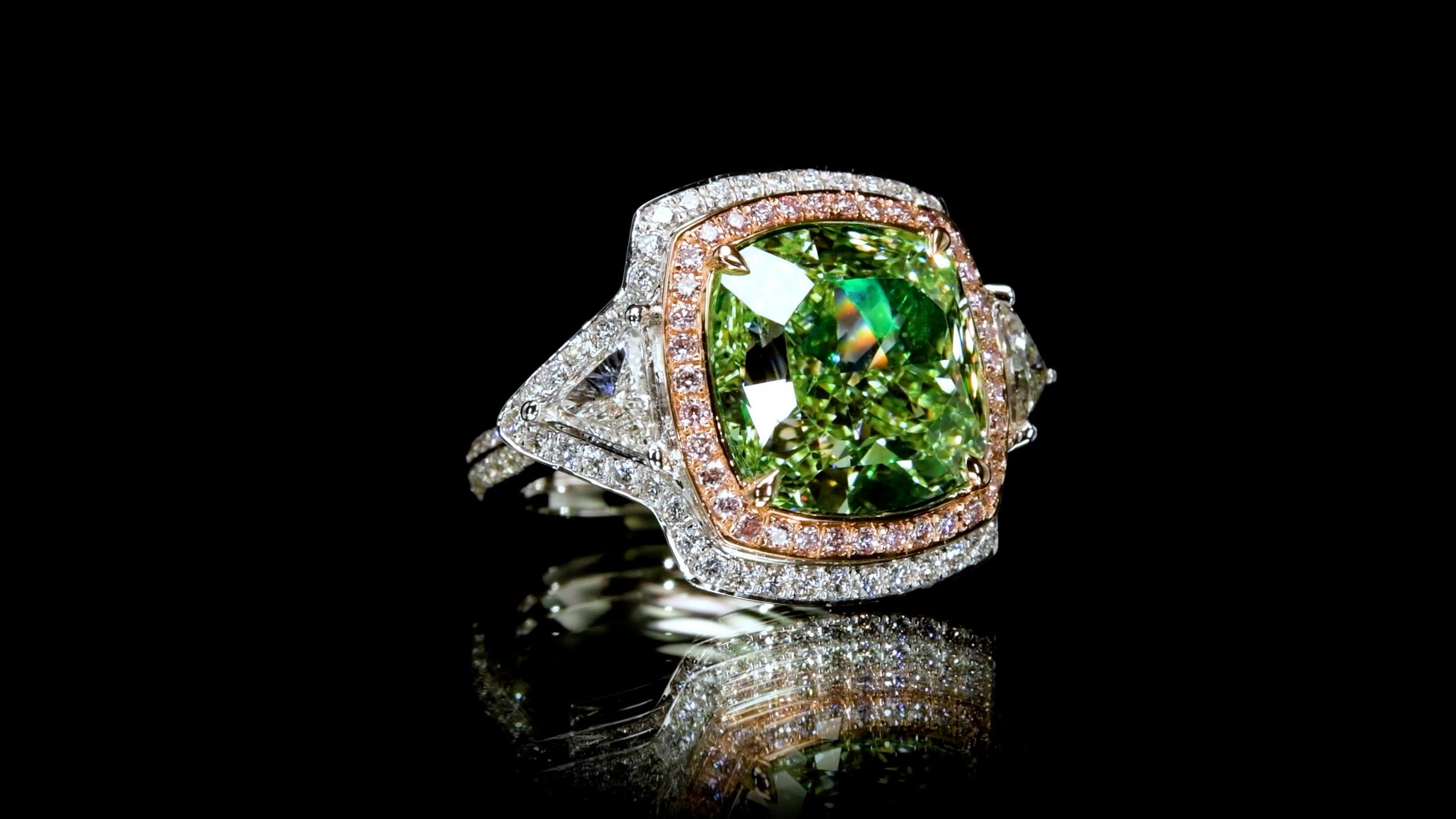 Emilio Jewelry Bague en diamant certifié GIA 12,00 carats de couleur verte  en vente 2