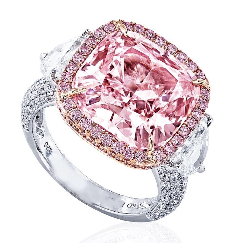 Emilio Jewelry GIA-zertifizierter 12,00 Karat Heller reiner rosa Diamantring (Kissenschliff) im Angebot