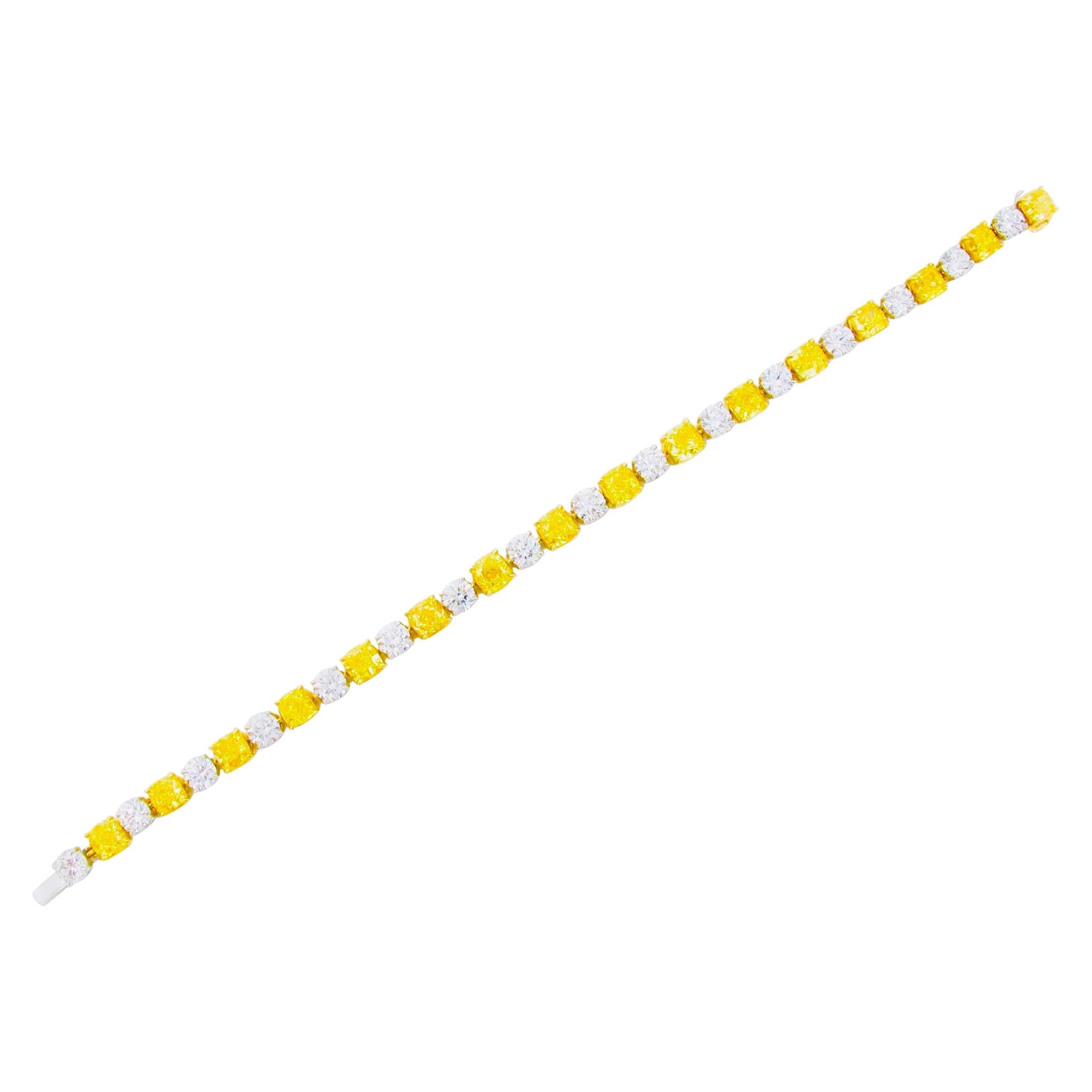 Emilio Jewelry Bracelet de diamants jaune vif de fantaisie de 14,30 carats certifiés GIA en vente