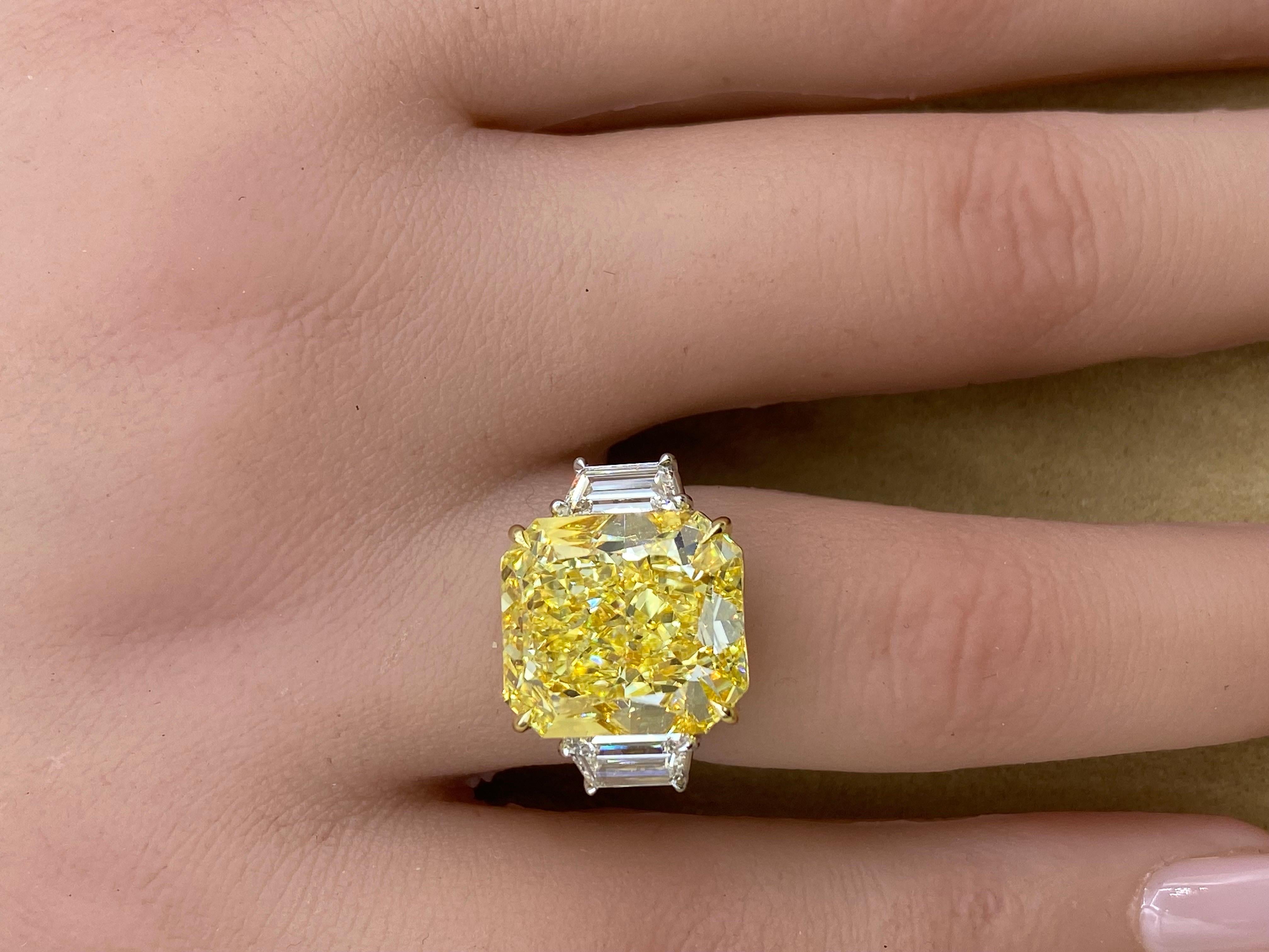 Emilio Jewelry Gia Certified 15 Carat Fancy Intense Yellow Diamond Ring  For Sale 3