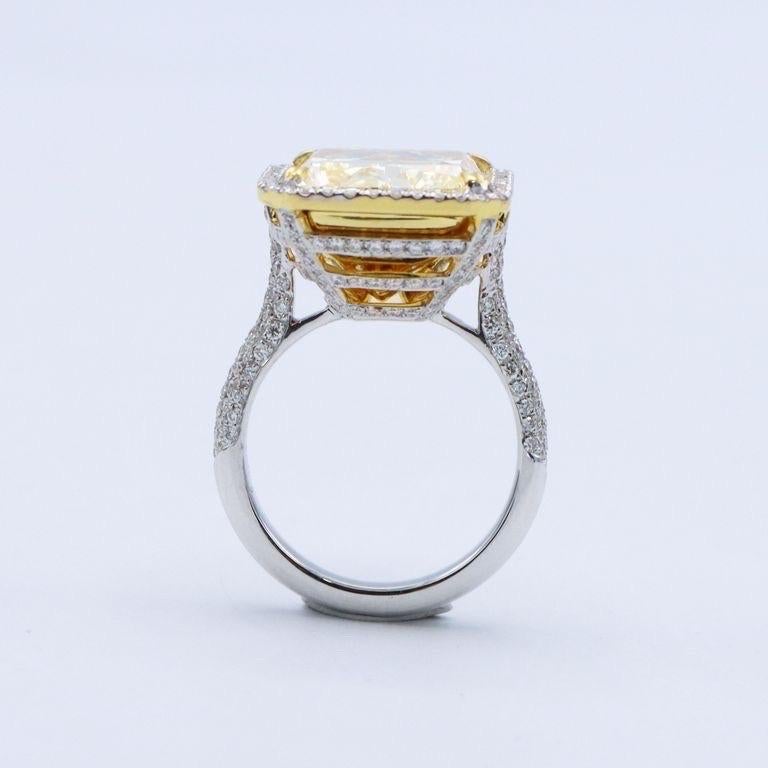 Emilio Jewelry Gia Certified 15.00 Carat Yellow Diamond Ring In New Condition For Sale In New York, NY