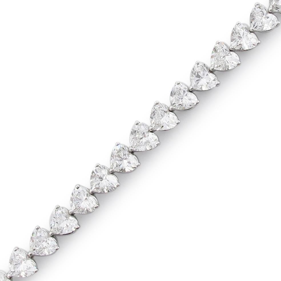 Emilio Jewelry GIA Certified 15.88 Carat Heart Diamond Bracelet In New Condition For Sale In New York, NY