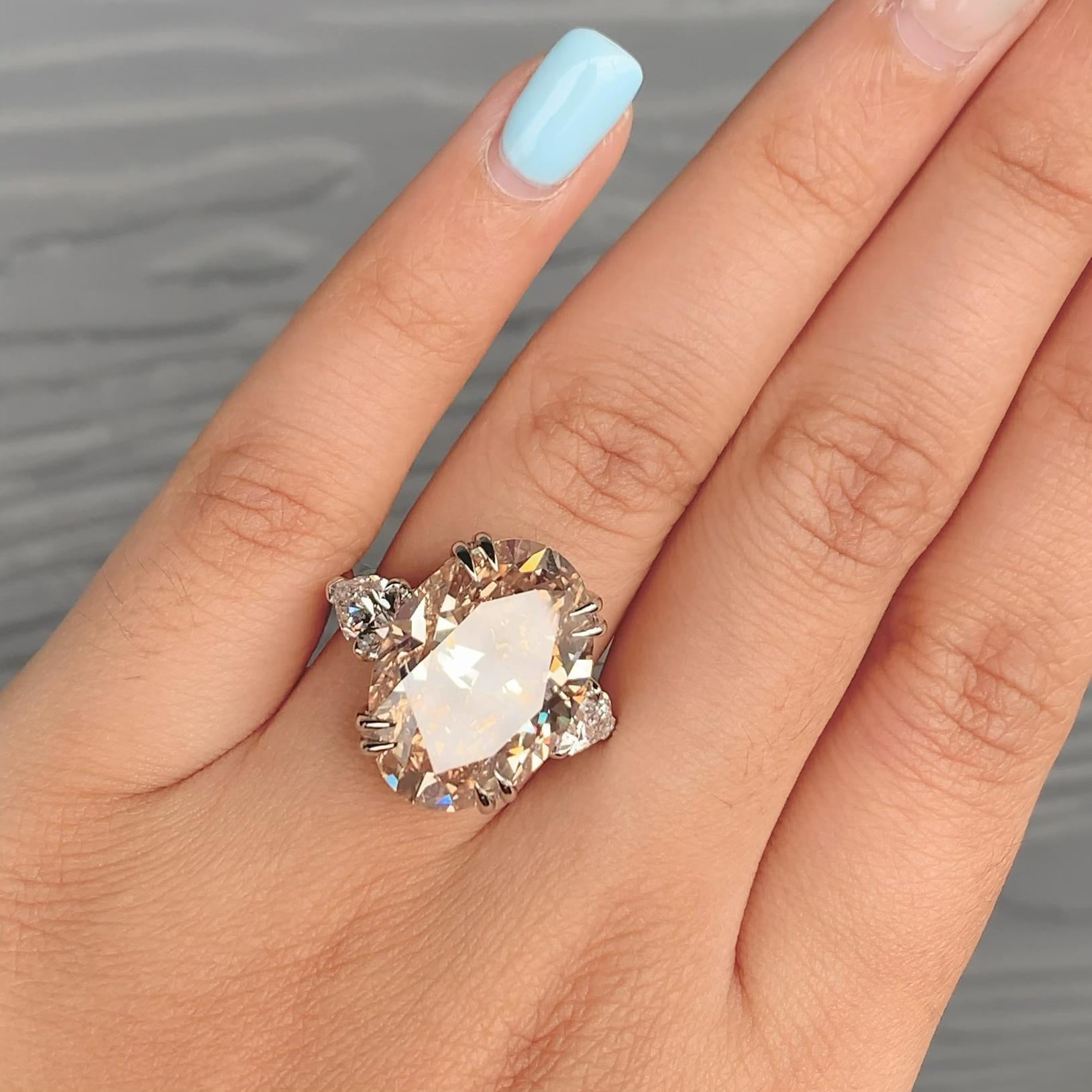vivid orange diamond