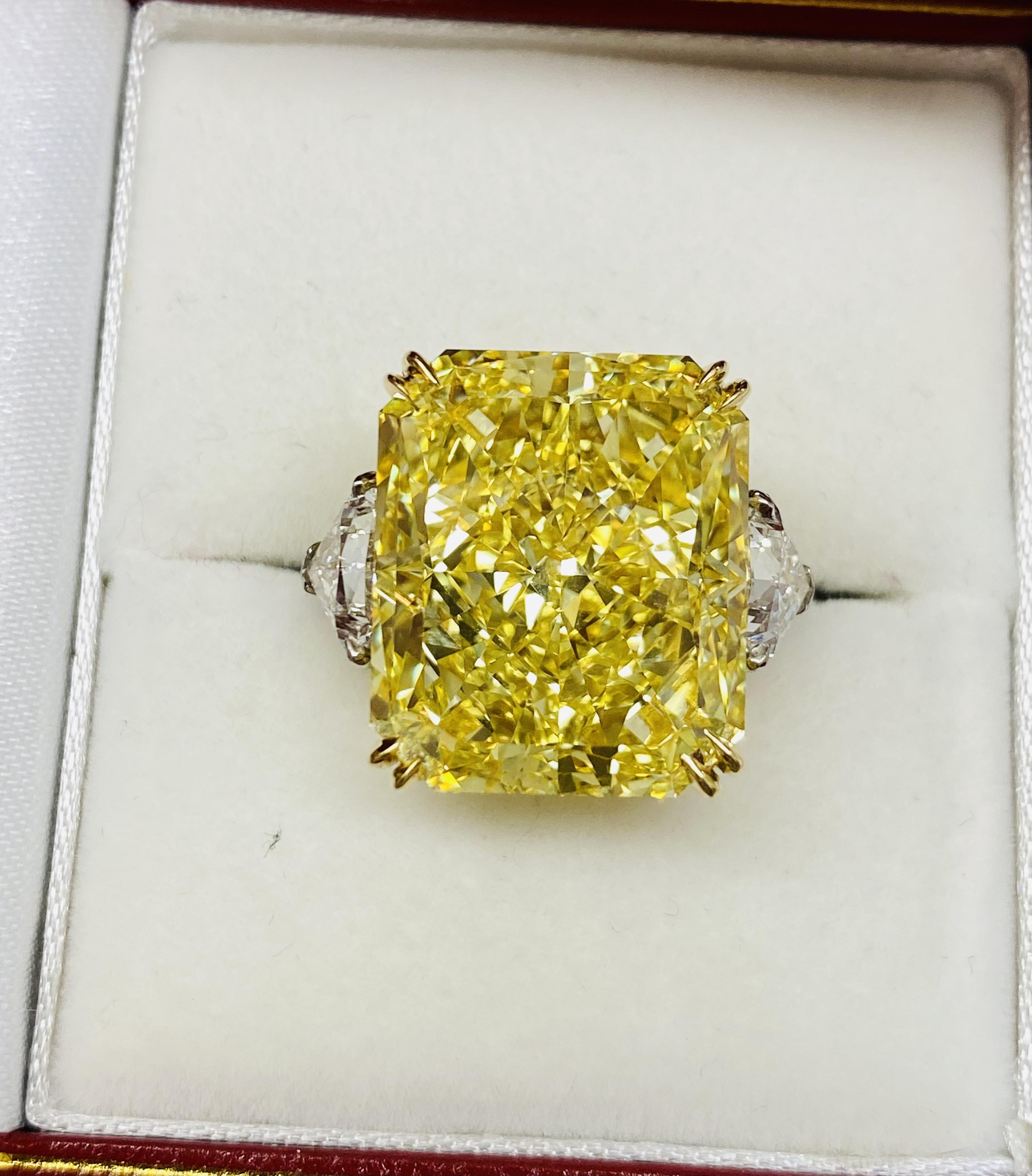 Emilio Jewelry Gia Certified 23.00 Carat Fancy Intense Flawless Diamond Ring In New Condition For Sale In New York, NY