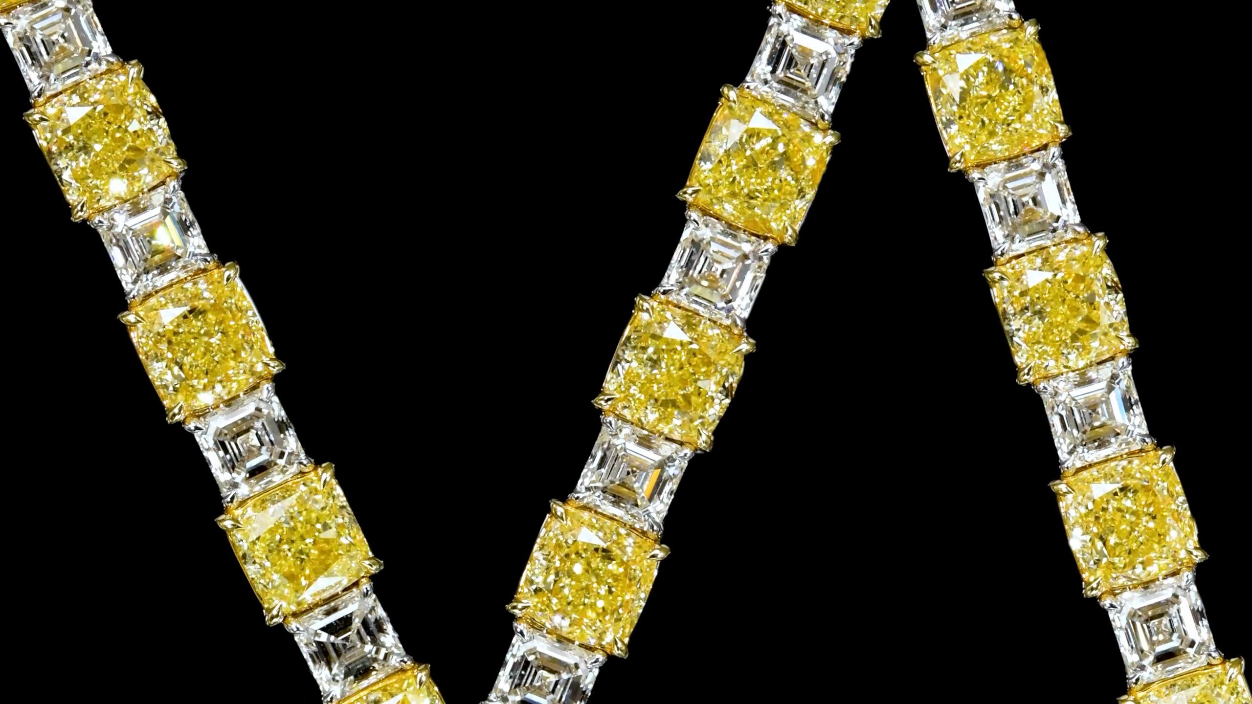Emilio Jewelry Gia zertifiziertes 23,64 Karat gelbes-weißes Diamantarmband  (Asscher-Schliff) im Angebot