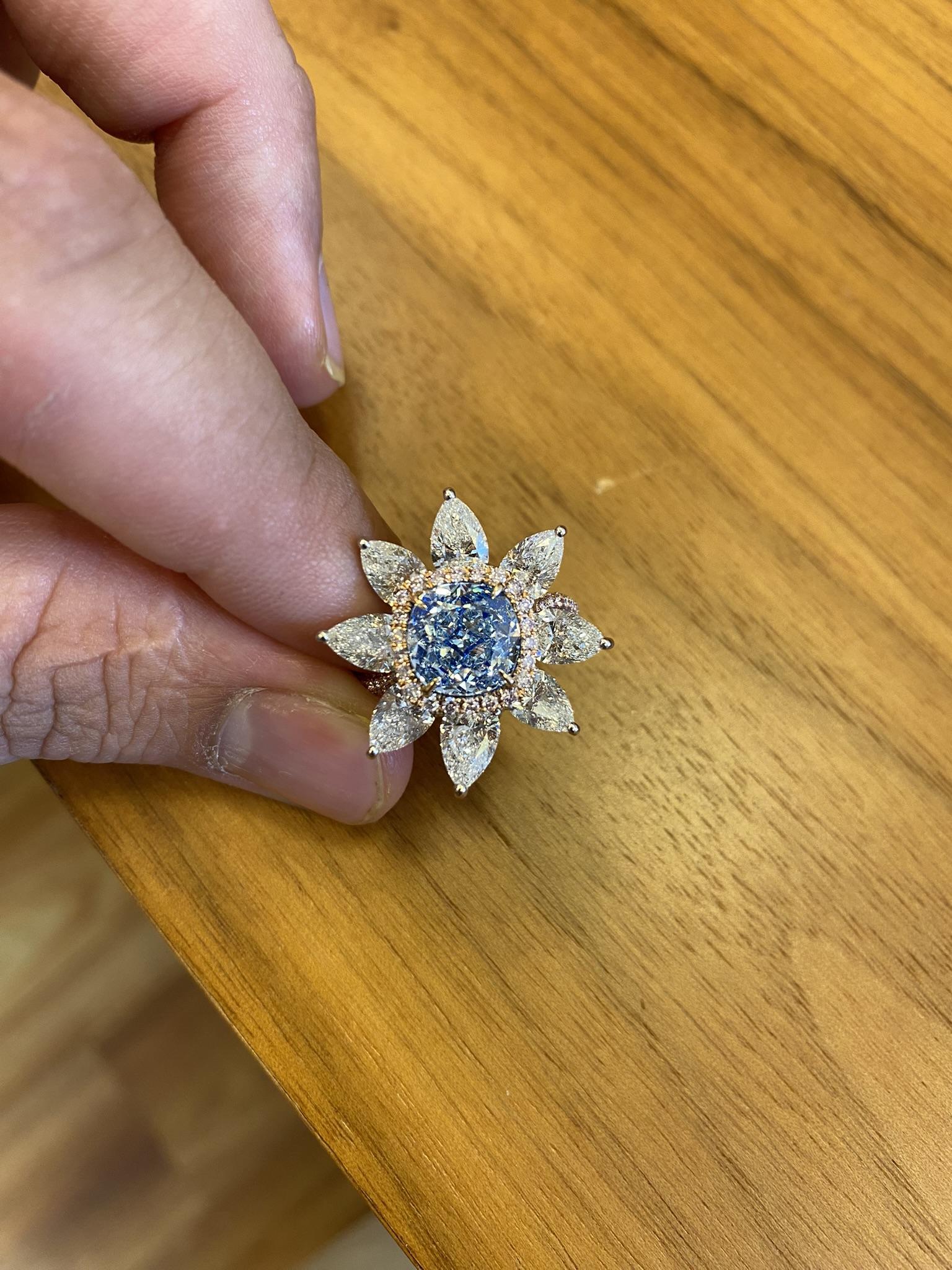 Women's Emilio Jewelry Gia Certified 3.00 Carat Fancy Blue Diamond Ring For Sale