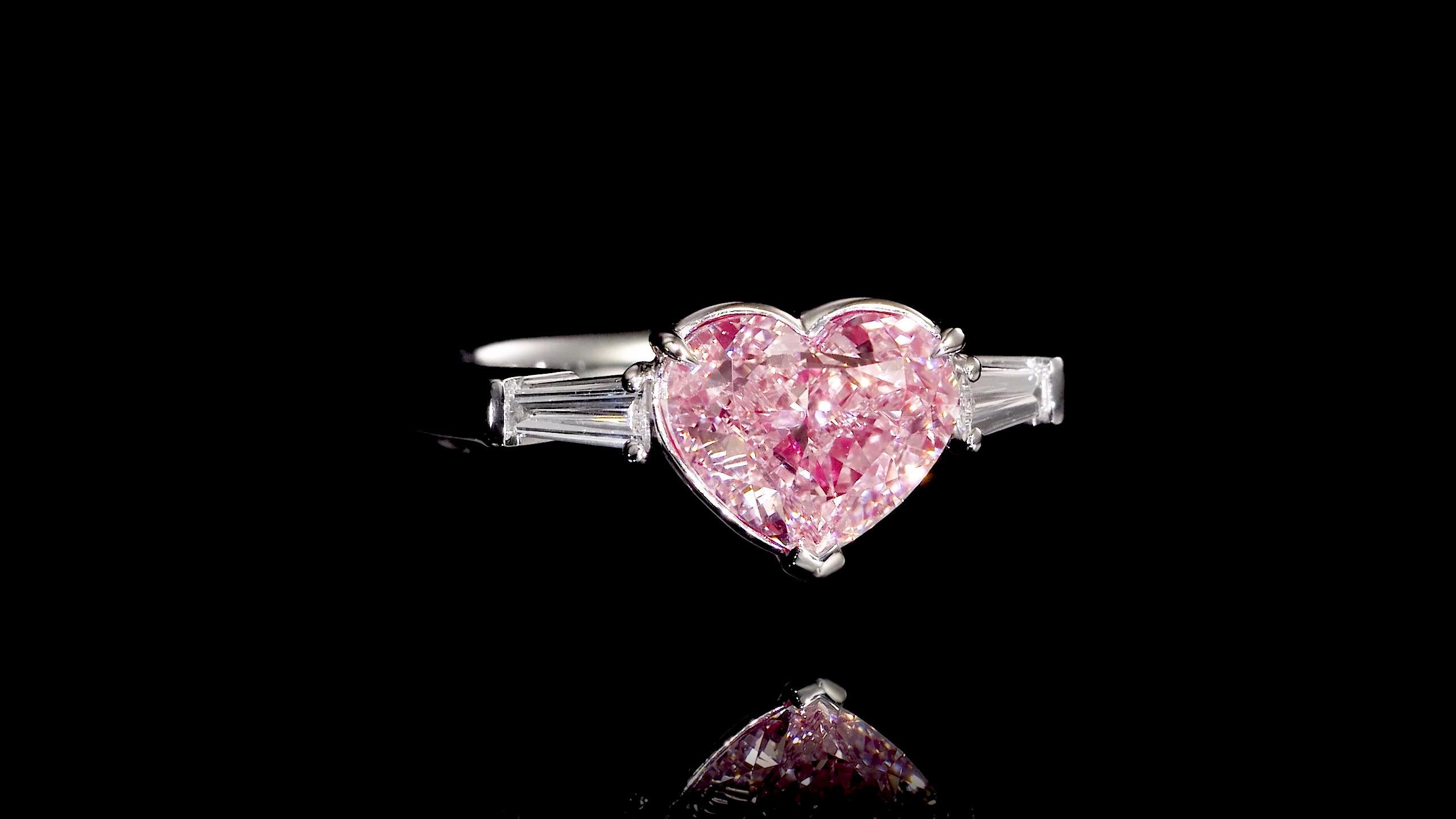 Women's or Men's Emilio Jewelry Gia Certified 3.00 Carat Fancy Light Pink Diamond Ring For Sale