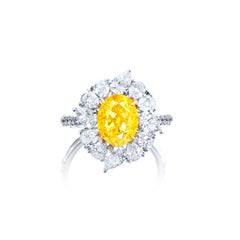 Emilio Jewelry Gia Certified 3.00Carat Flawless Vivid Oval Yellow Diamond