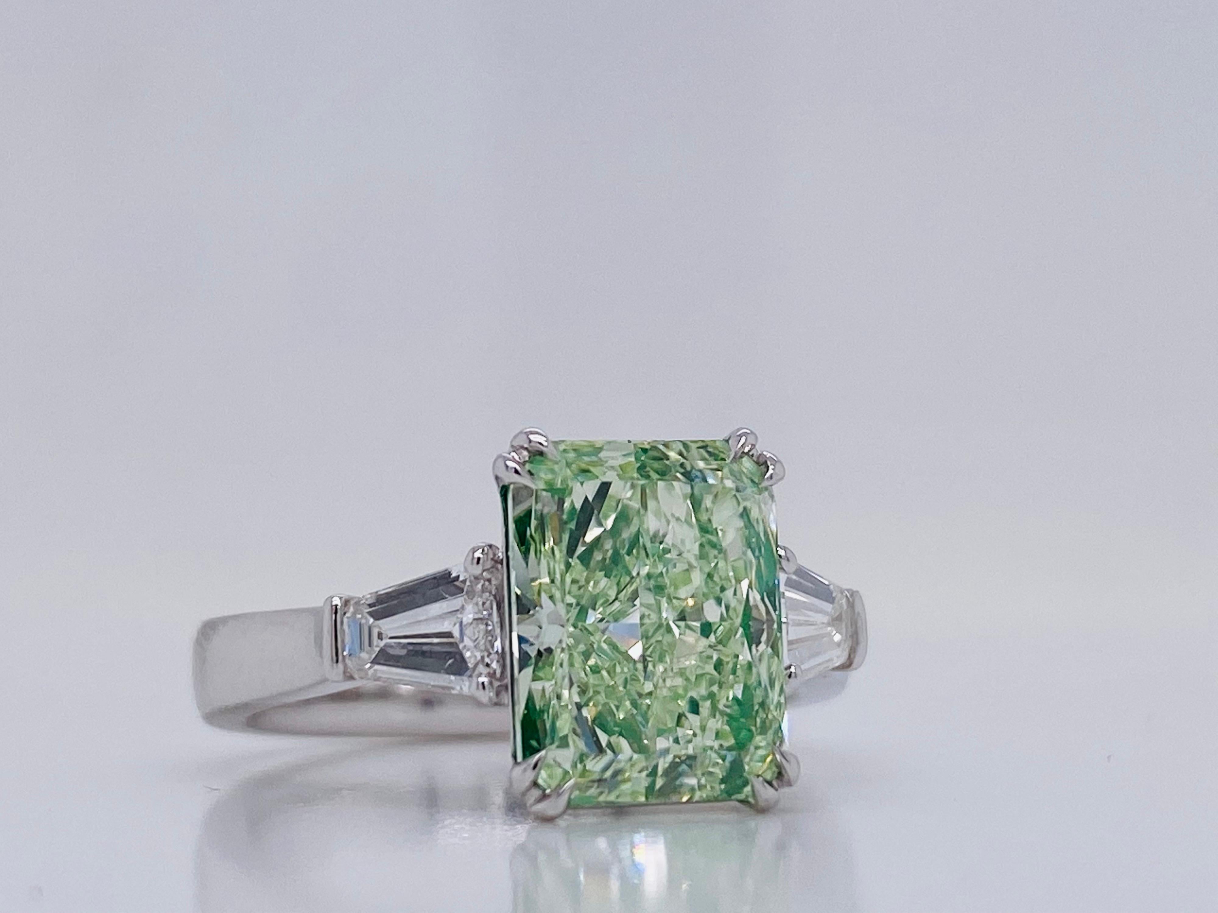 Radiant Cut Emilio Jewelry Gia Certified 3.30 Carat Fancy Green Diamond Ring