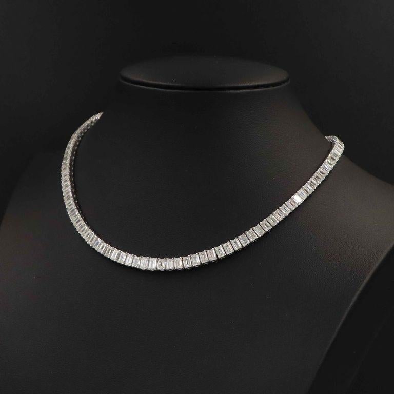 Emilio Jewelry Gia zertifizierte 34.00 Karat Diamant-Halskette mit Smaragdschliff  für Damen oder Herren im Angebot