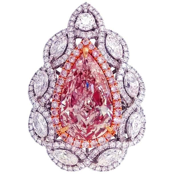 Emilio Jewelry GIA Certified 4 Carat Fancy Pink Diamond Ring For Sale