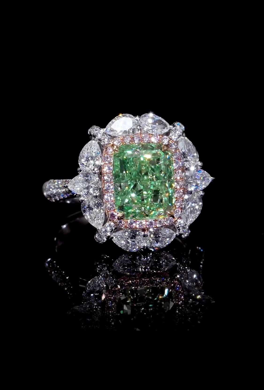 Cushion Cut Emilio Jewelry GIA Certified 4.00 Carat Fancy Green Yellow Diamond Ring For Sale