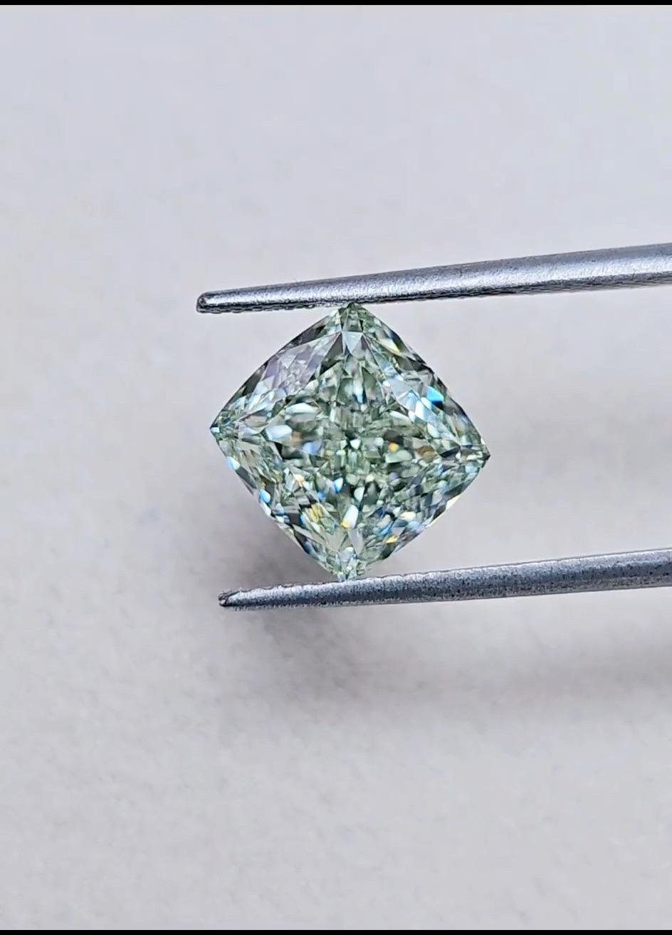 Emilio Jewelry Gia Certified 4.00 Carat Fancy Pure Green Diamond  For Sale 1